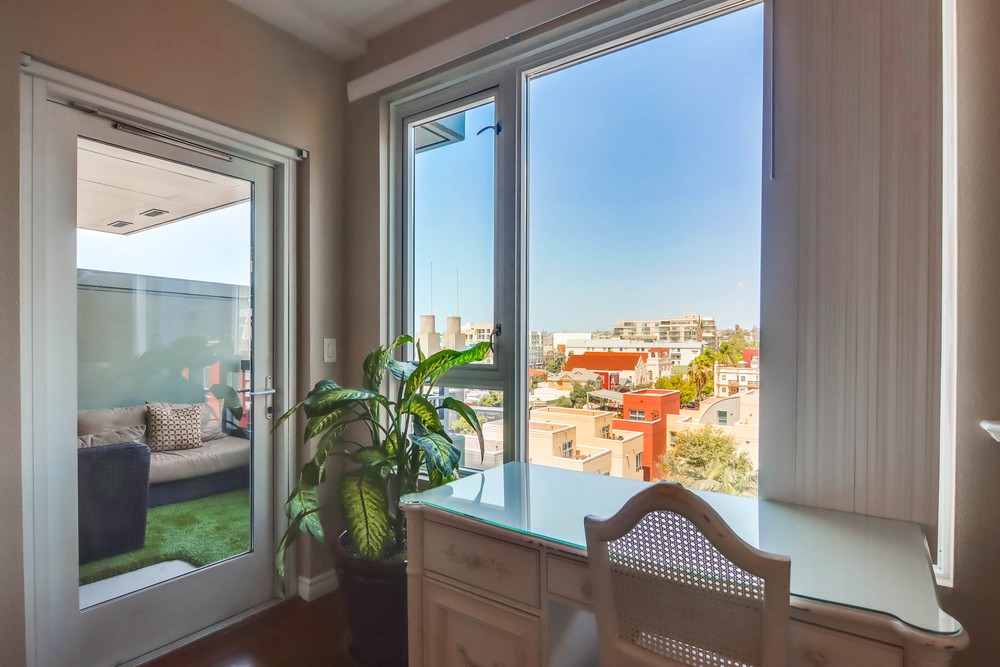 Virtual tour photo 27 of 32 for 605 W Beech St