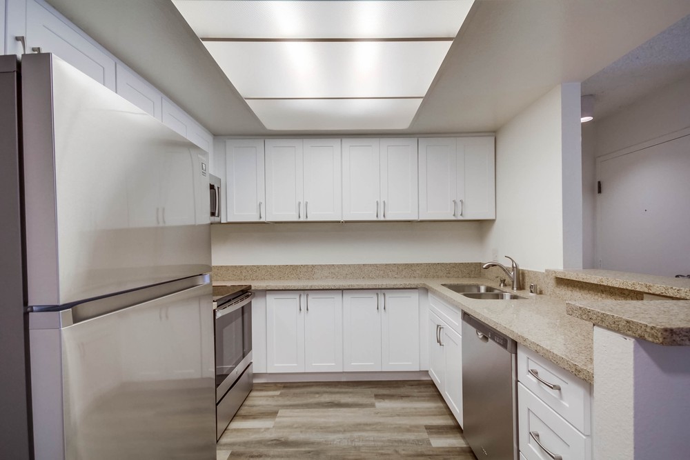 Virtual tour photo 16 of 31 for 6052 Rancho Mission Rd UNIT 407