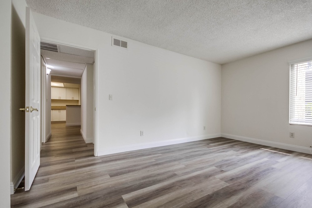 Virtual tour photo 25 of 31 for 6052 Rancho Mission Rd UNIT 407