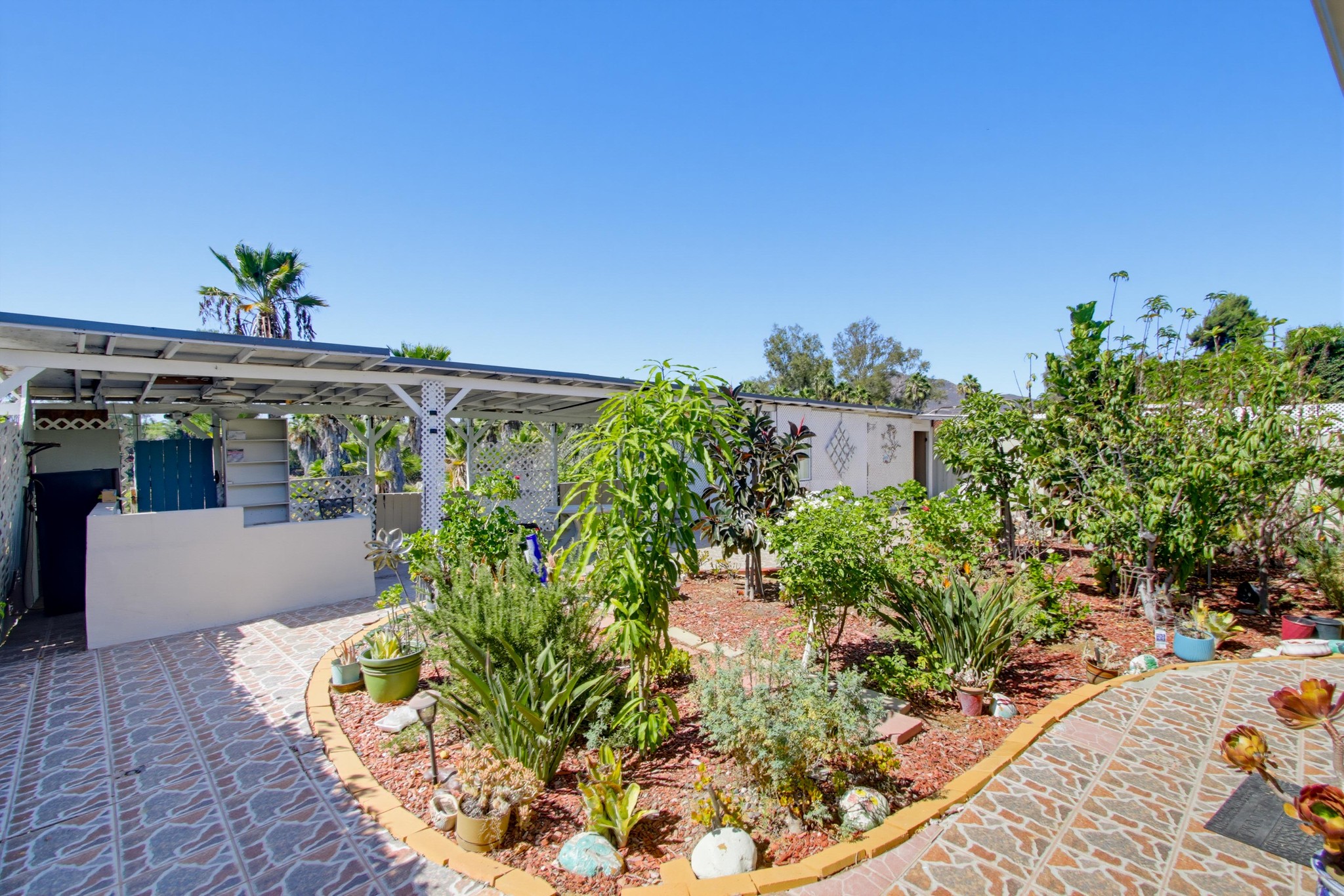 Virtual tour photo 11 of 120 for 6060 Cowles Mountain Blvd