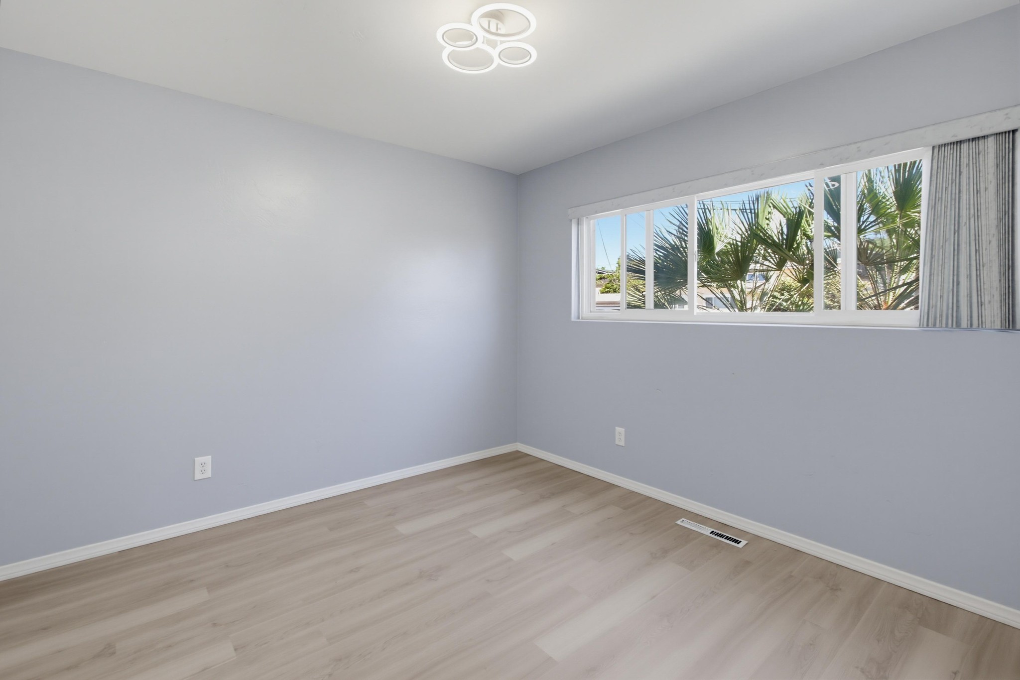 Virtual tour photo 43 of 120 for 6060 Cowles Mountain Blvd