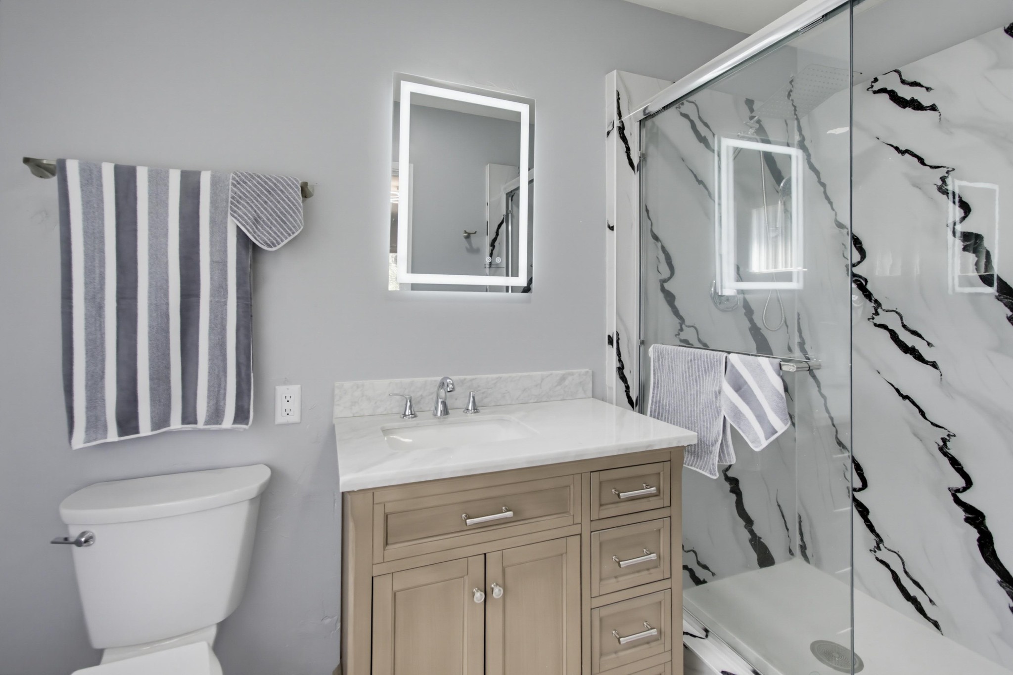 Virtual tour photo 46 of 120 for 6060 Cowles Mountain Blvd