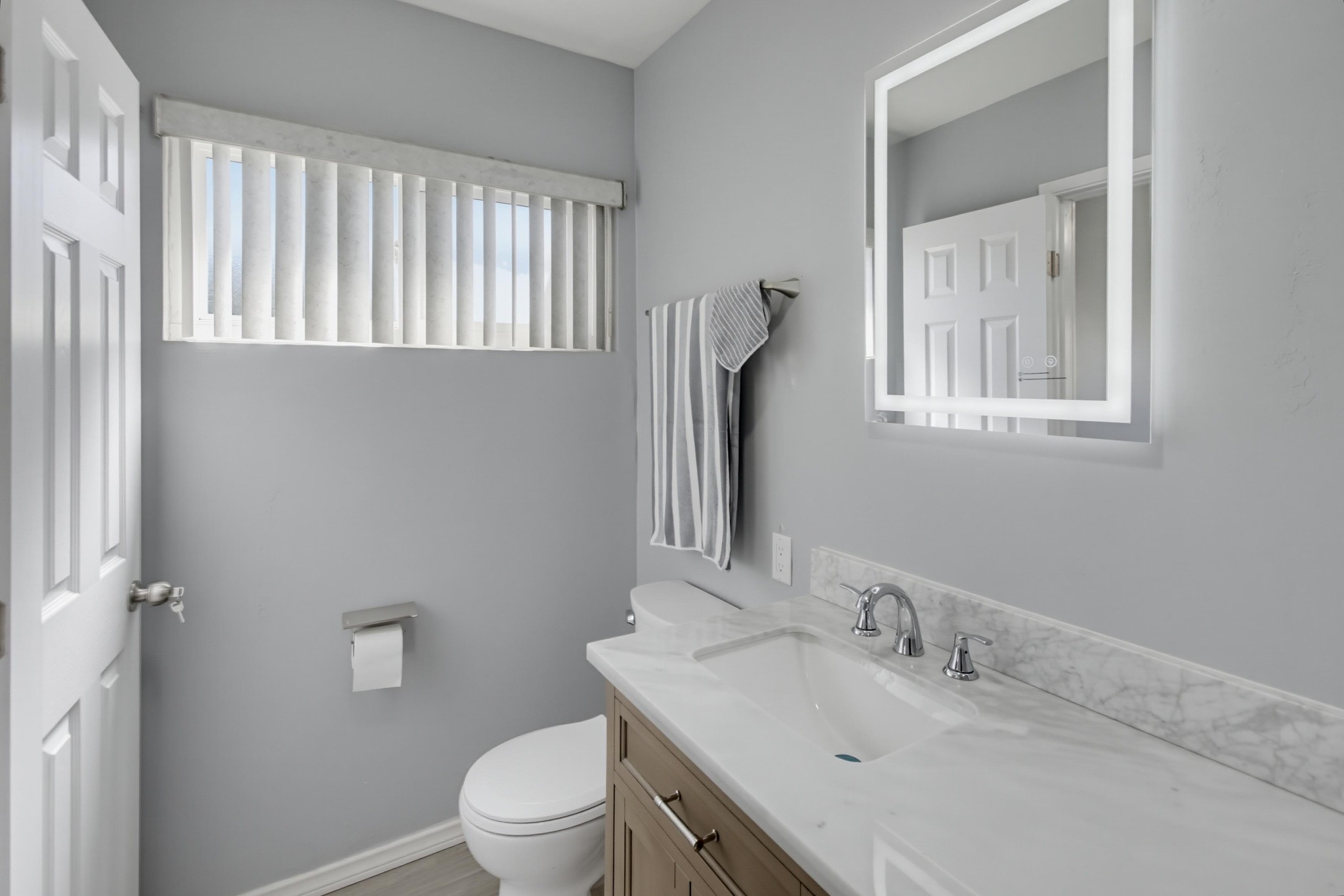 Virtual tour photo 48 of 120 for 6060 Cowles Mountain Blvd