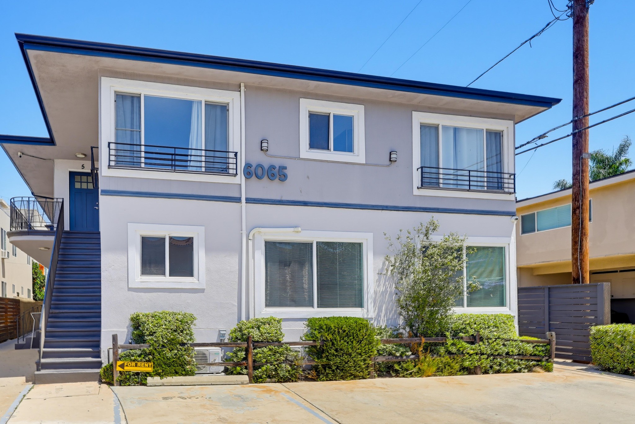 Virtual tour photo 1 of 40 for 6065 Pickford Pl