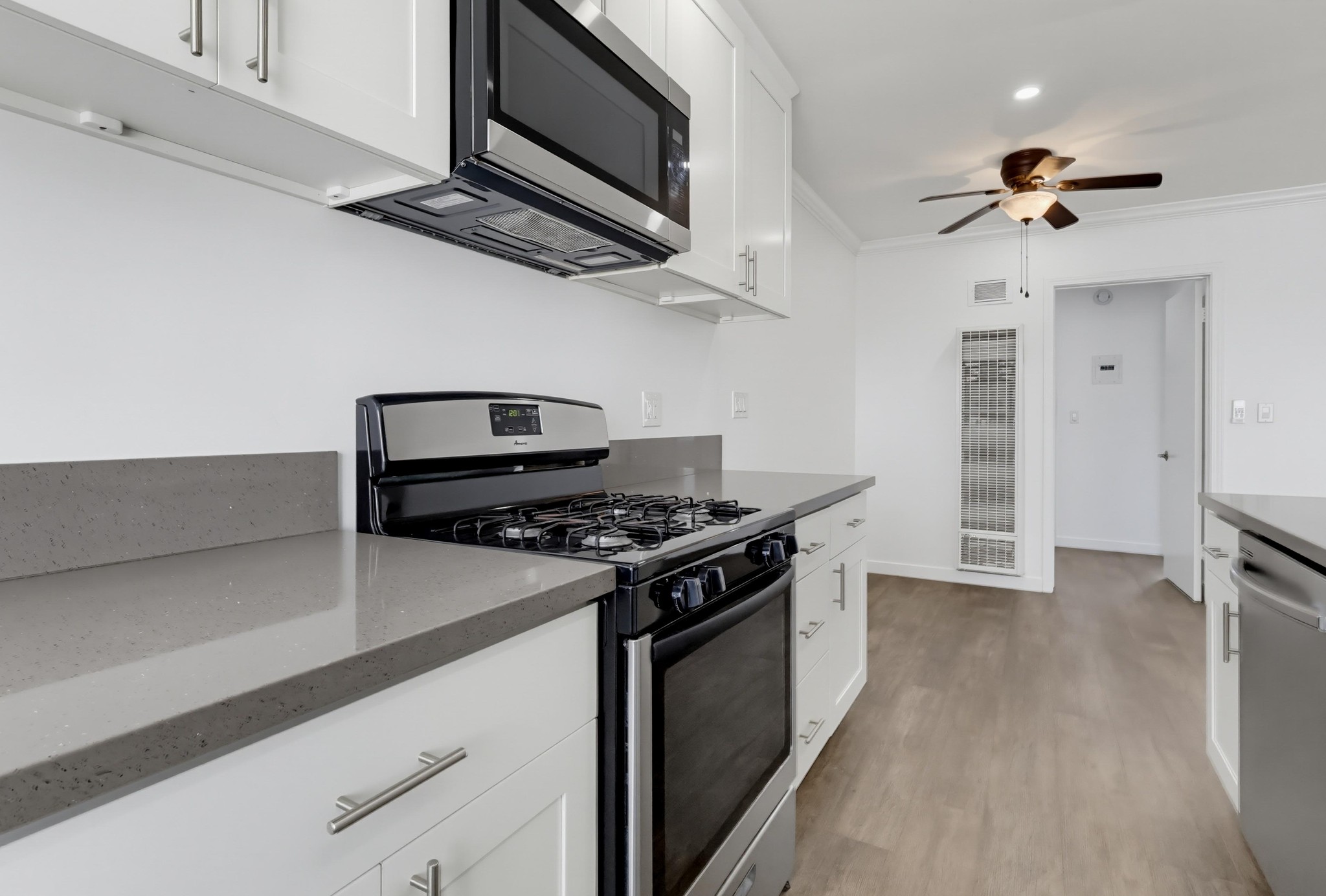 Virtual tour photo 24 of 40 for 6065 Pickford Pl
