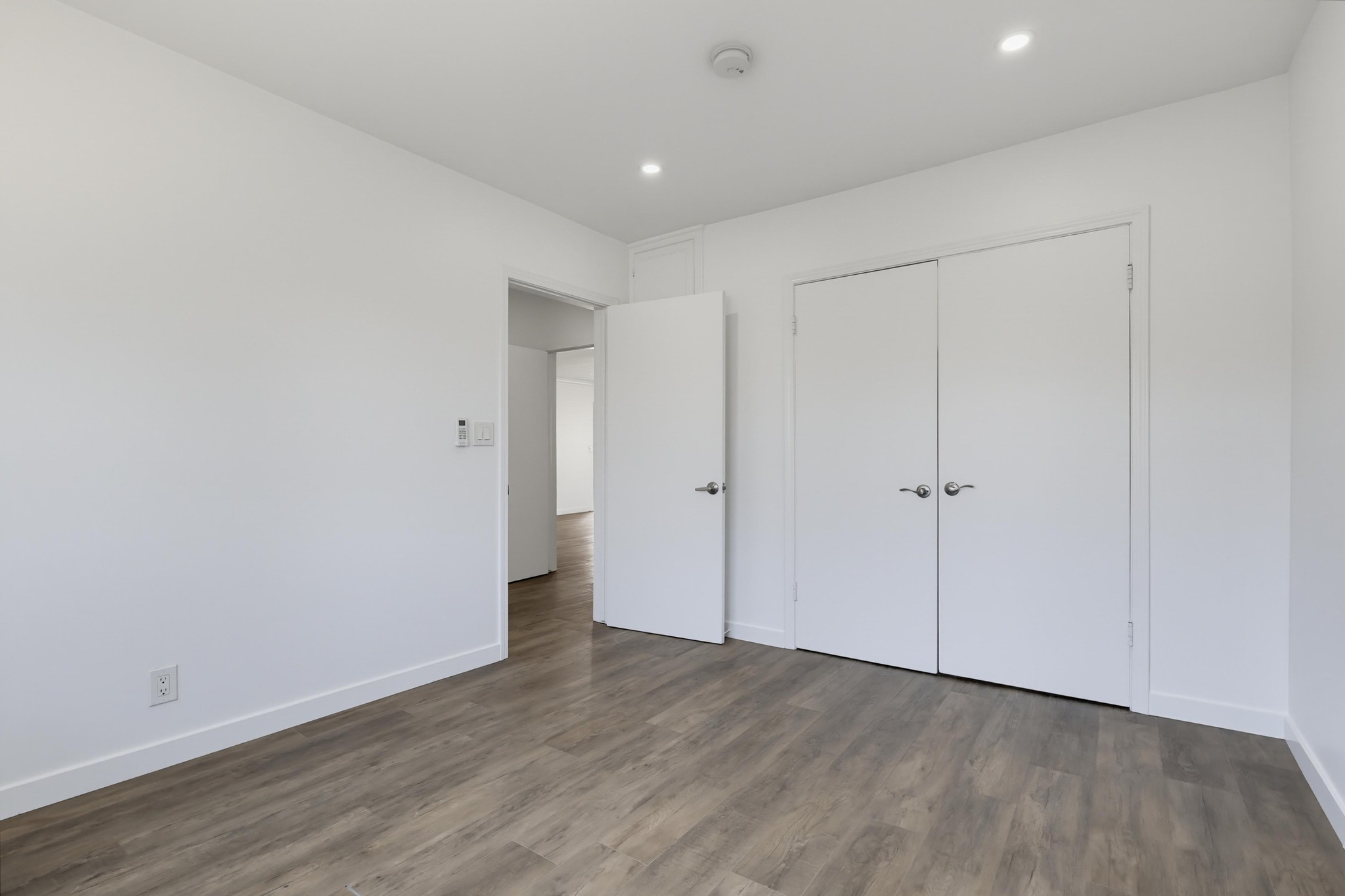 Virtual tour photo 32 of 40 for 6065 Pickford Pl