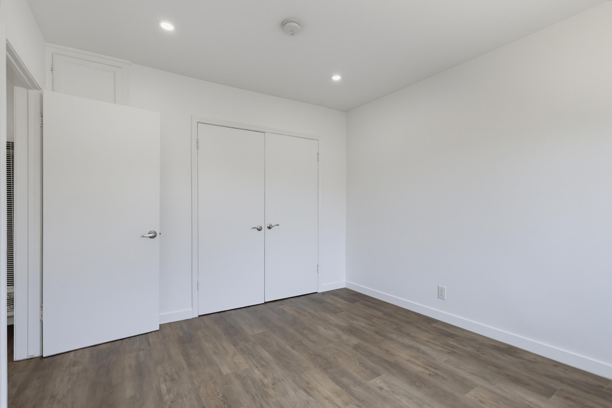 Virtual tour photo 33 of 40 for 6065 Pickford Pl