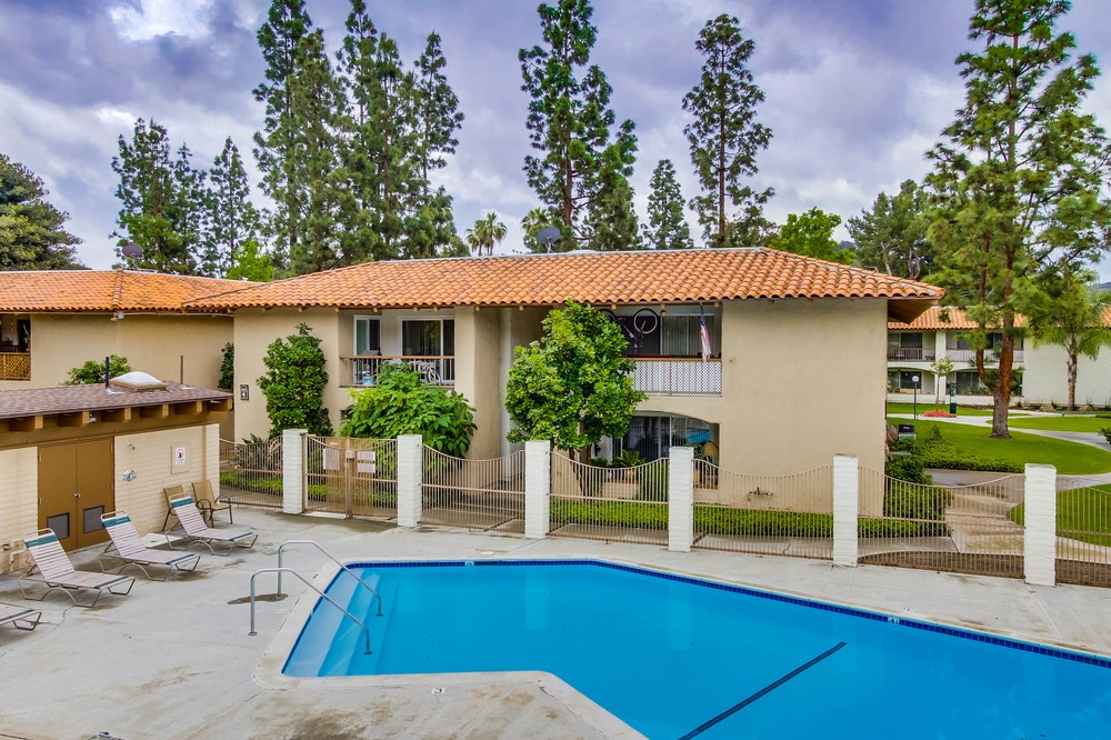 Virtual tour photo 31 of 38 for 6069 Rancho Mission Road #203
