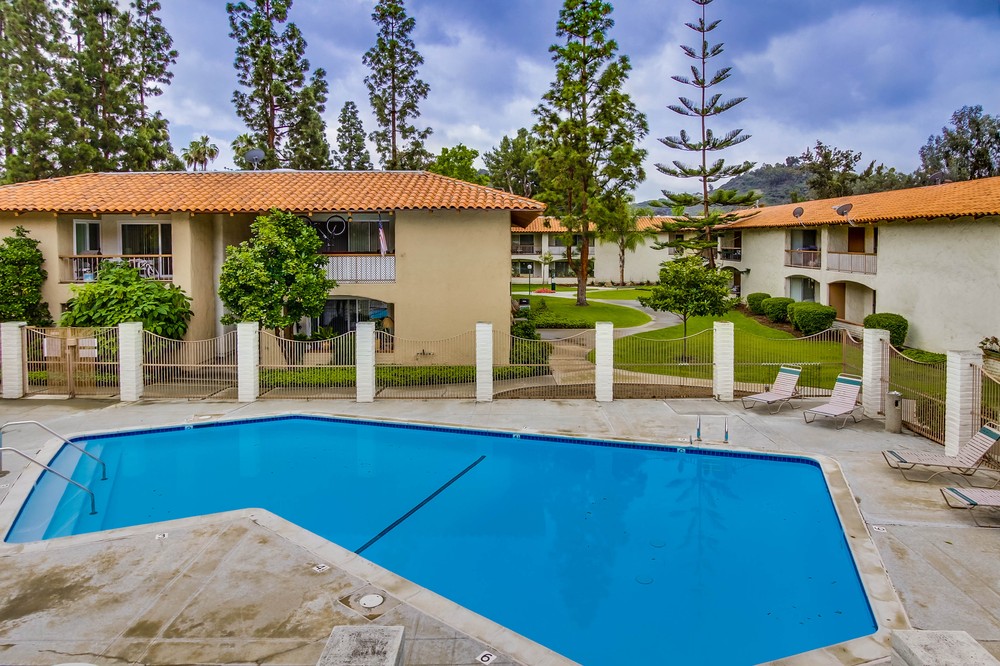 Virtual tour photo 32 of 38 for 6069 Rancho Mission Road #203
