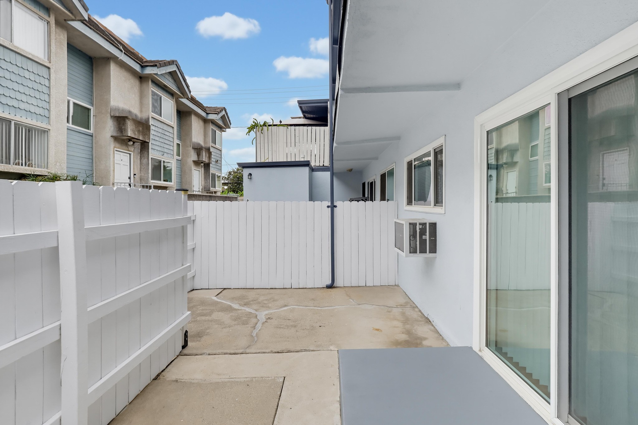 Virtual tour photo 9 of 36 for 607 Mound Ave c