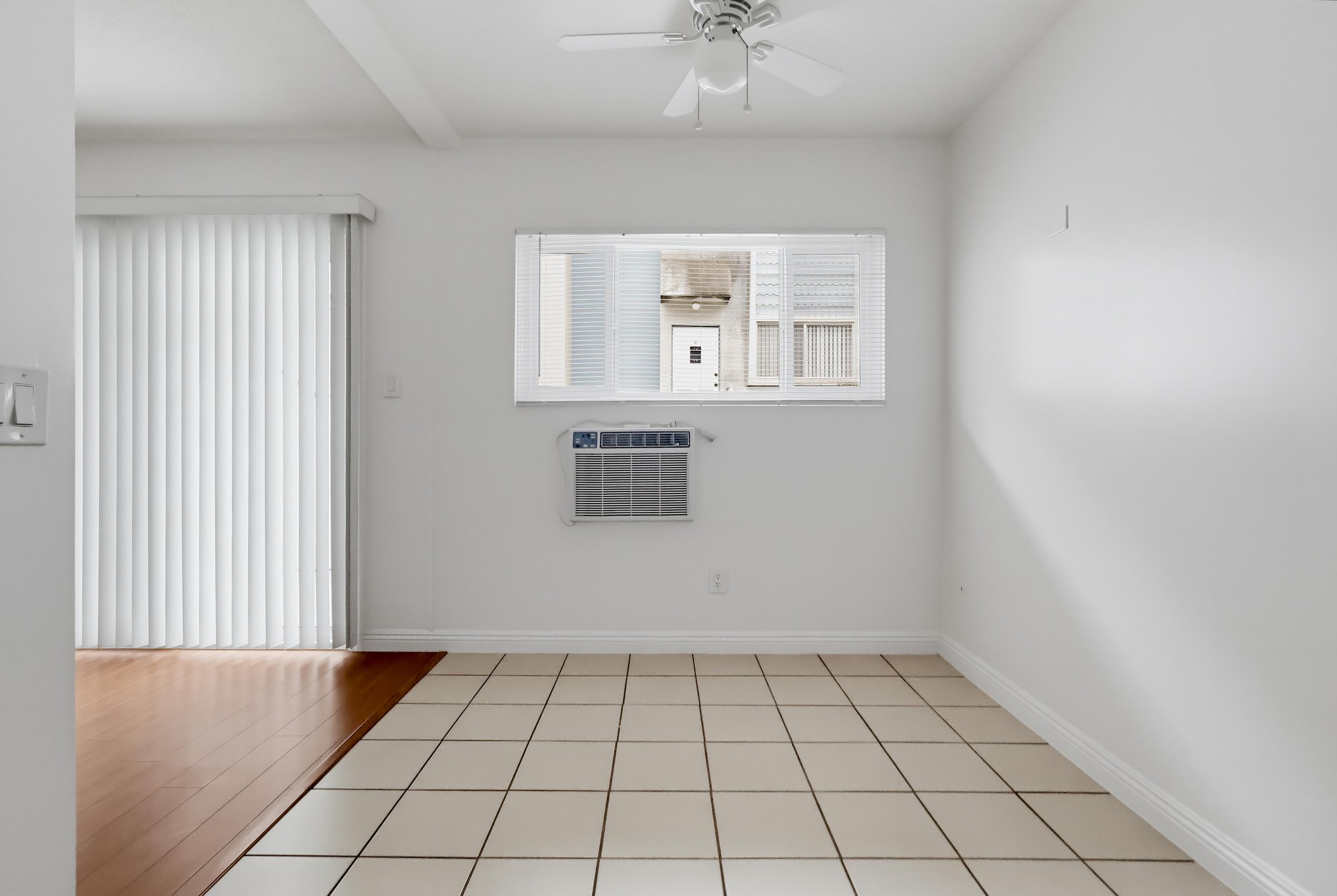 Virtual tour photo 25 of 36 for 607 Mound Ave c