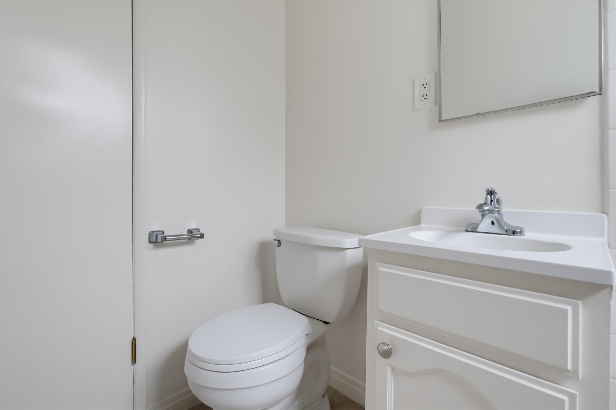 Virtual tour photo 36 of 36 for 607 Mound Ave c