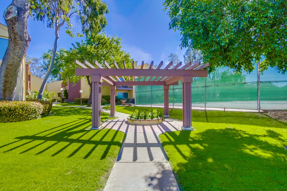 Virtual tour photo 37 of 39 for 6070 Rancho Mission Rd #424