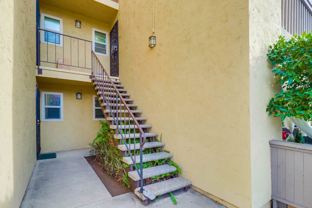Virtual tour photo 4 of 25 for 6070 Rancho Mission Rd