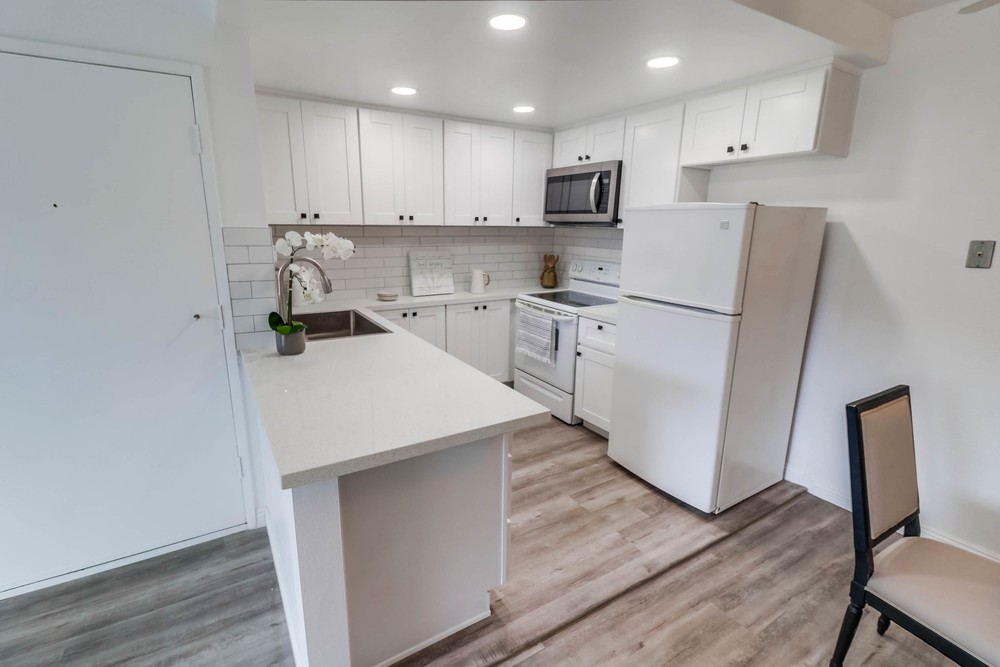 Virtual tour photo 13 of 25 for 6070 Rancho Mission Rd