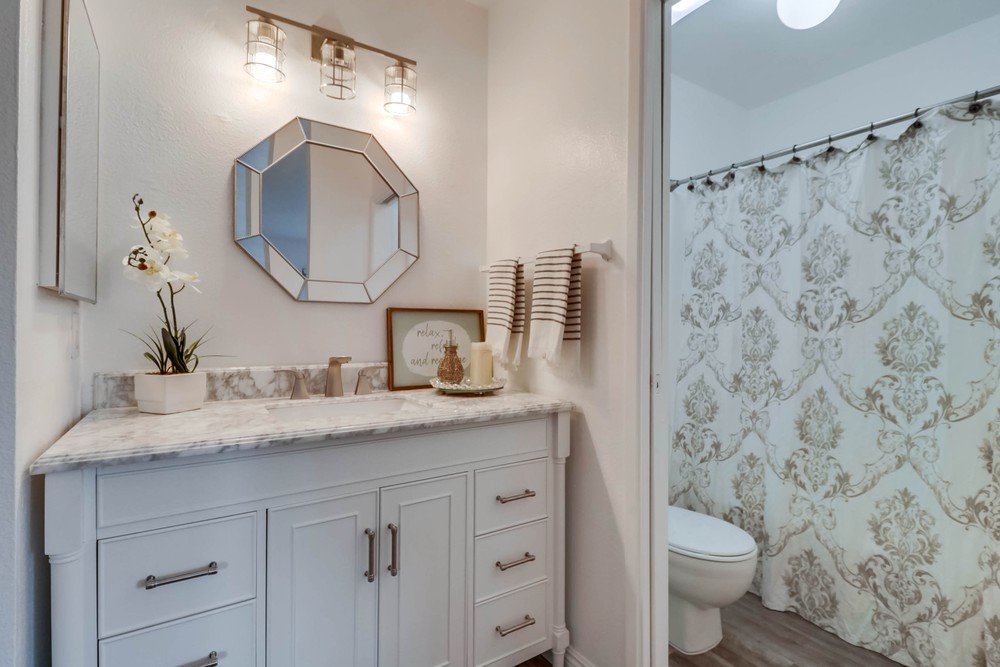 Virtual tour photo 20 of 25 for 6070 Rancho Mission Rd