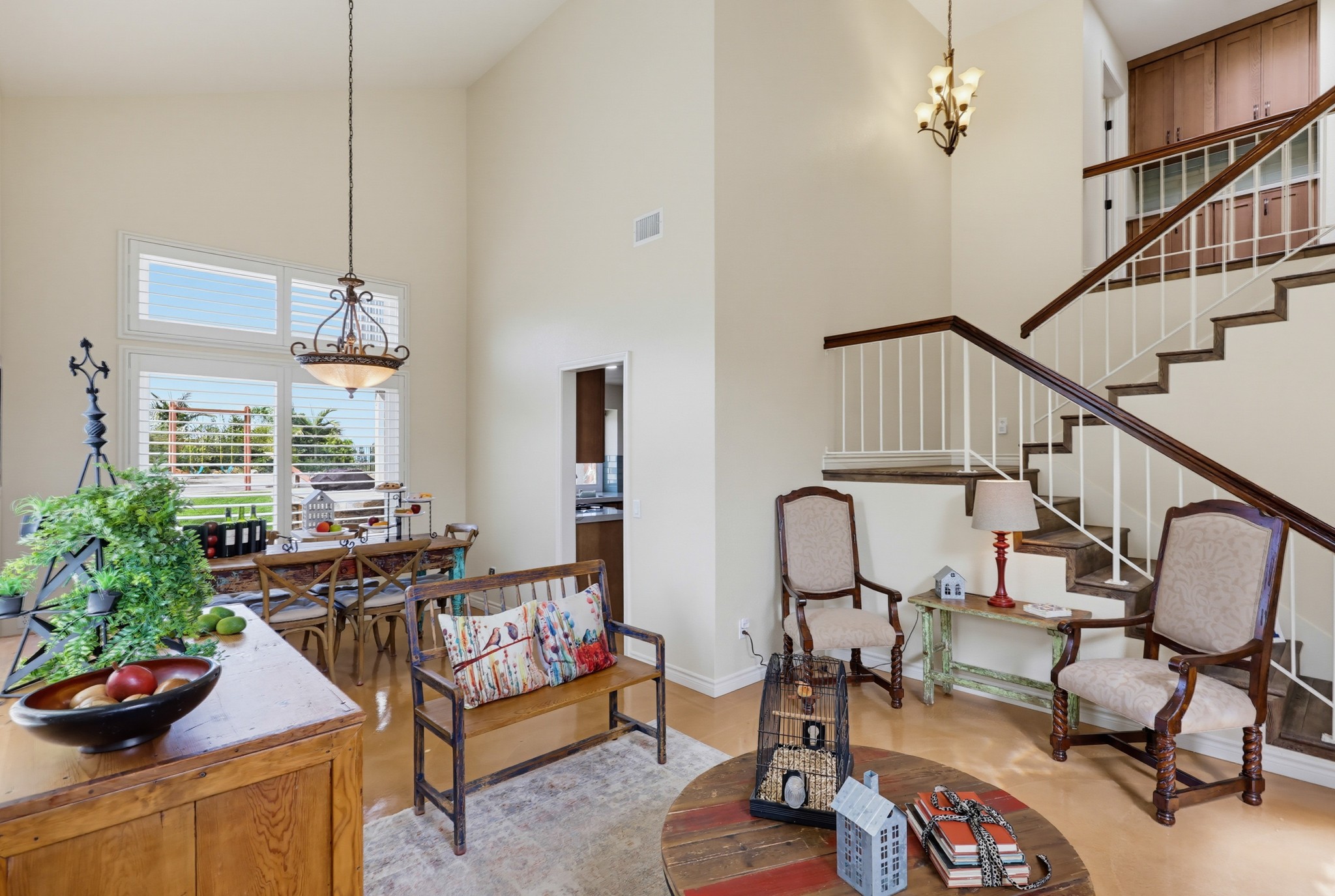 Virtual tour photo 10 of 107 for 608 Forester Ln