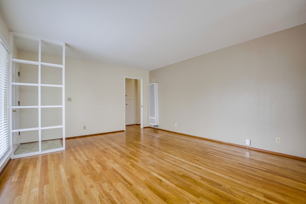 Virtual tour photo 11 of 39 for 6092 Hodson St