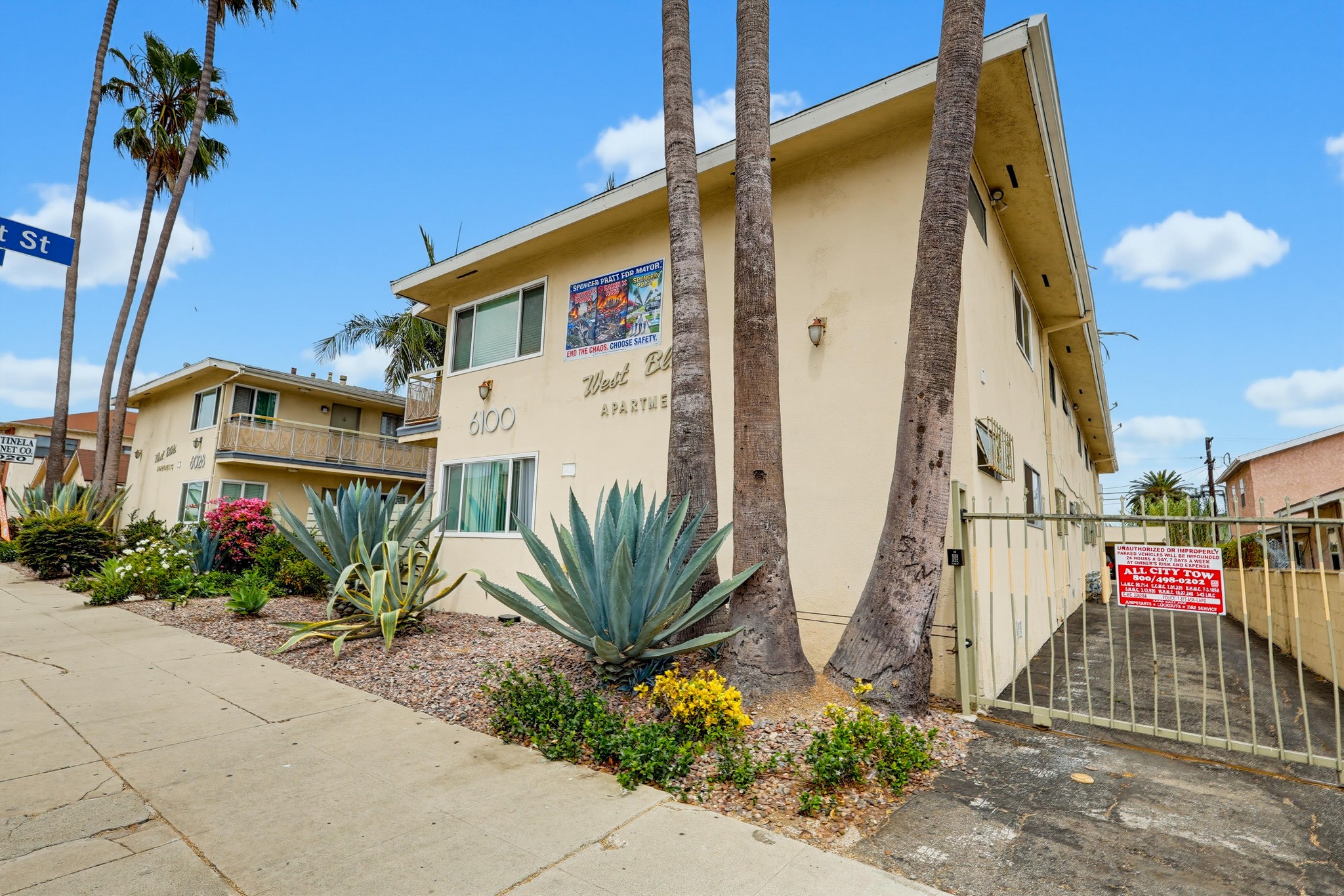 Virtual tour photo 3 of 44 for 6100 West Blvd #08