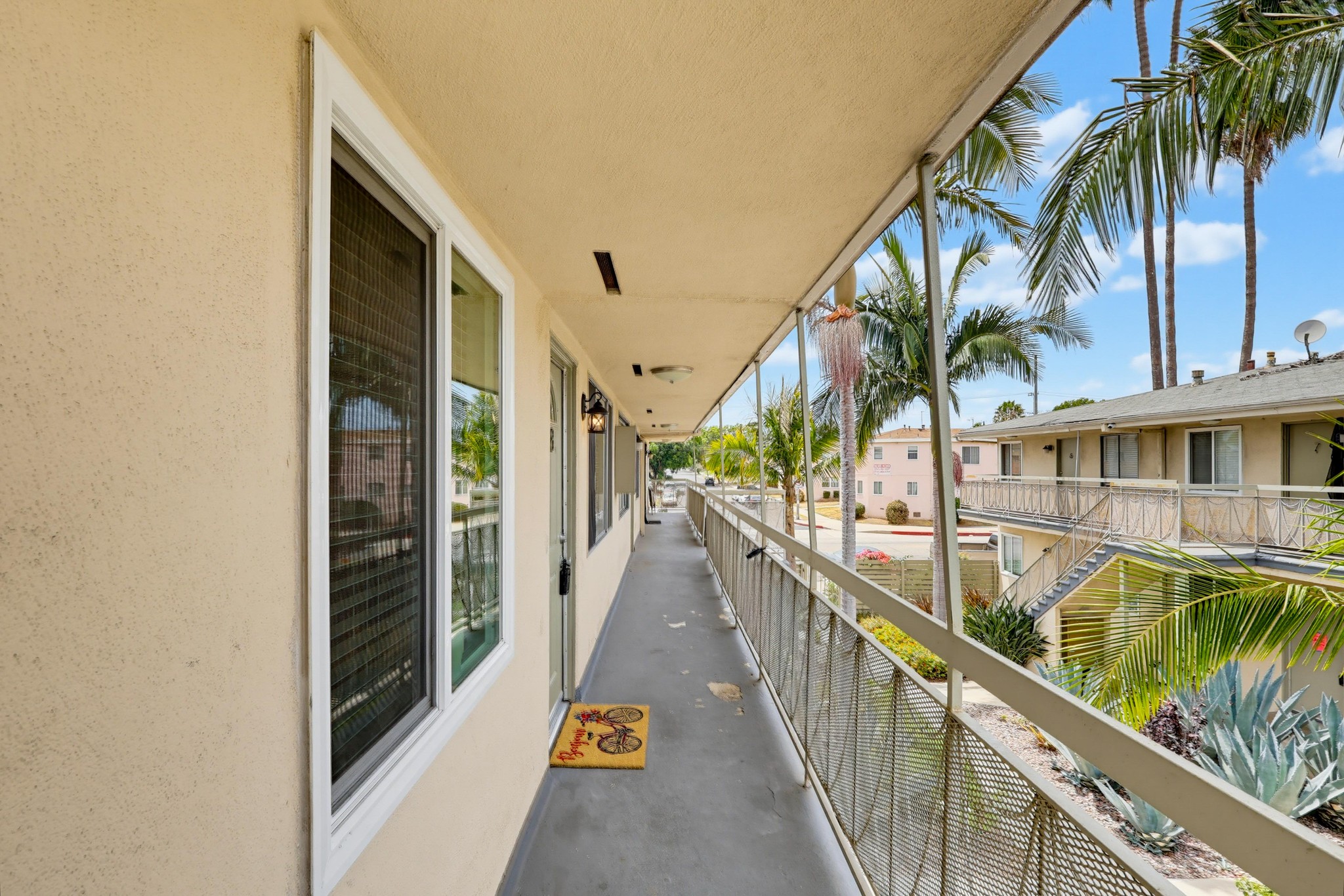 Virtual tour photo 9 of 44 for 6100 West Blvd #08