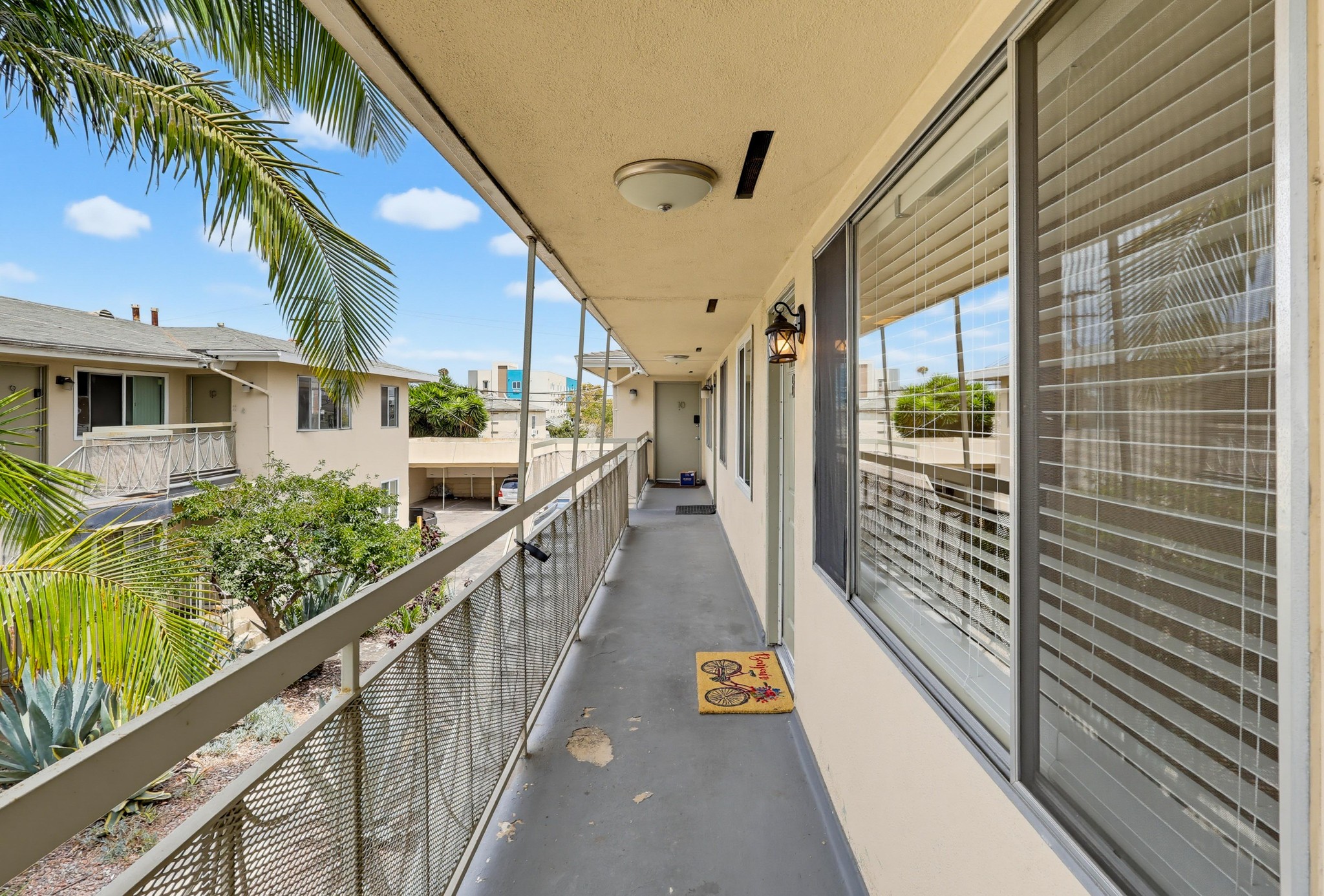 Virtual tour photo 10 of 44 for 6100 West Blvd #08