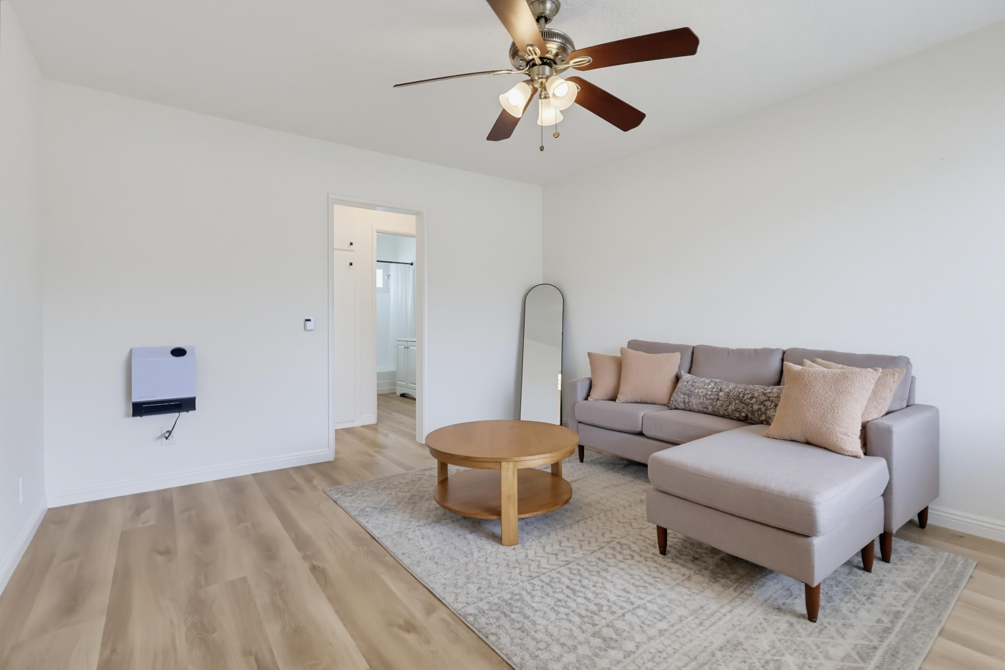 Virtual tour photo 15 of 44 for 6100 West Blvd #08