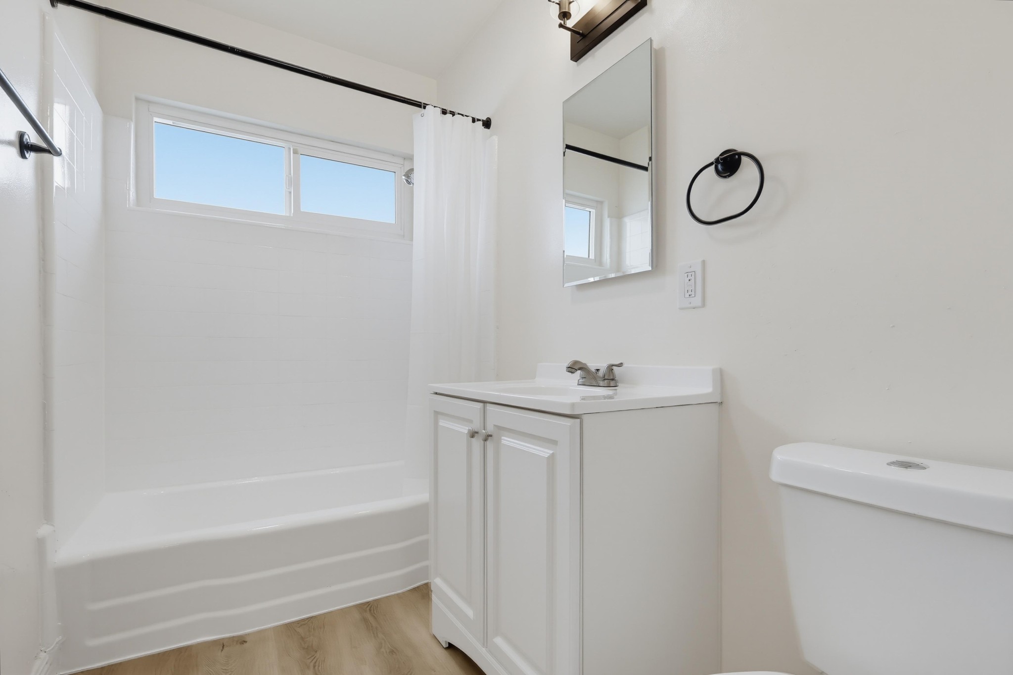 Virtual tour photo 31 of 44 for 6100 West Blvd #08