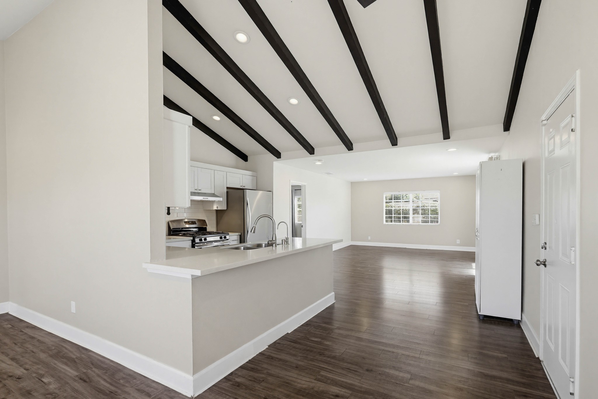 Virtual tour photo 13 of 59 for 6102 Glacier Dr