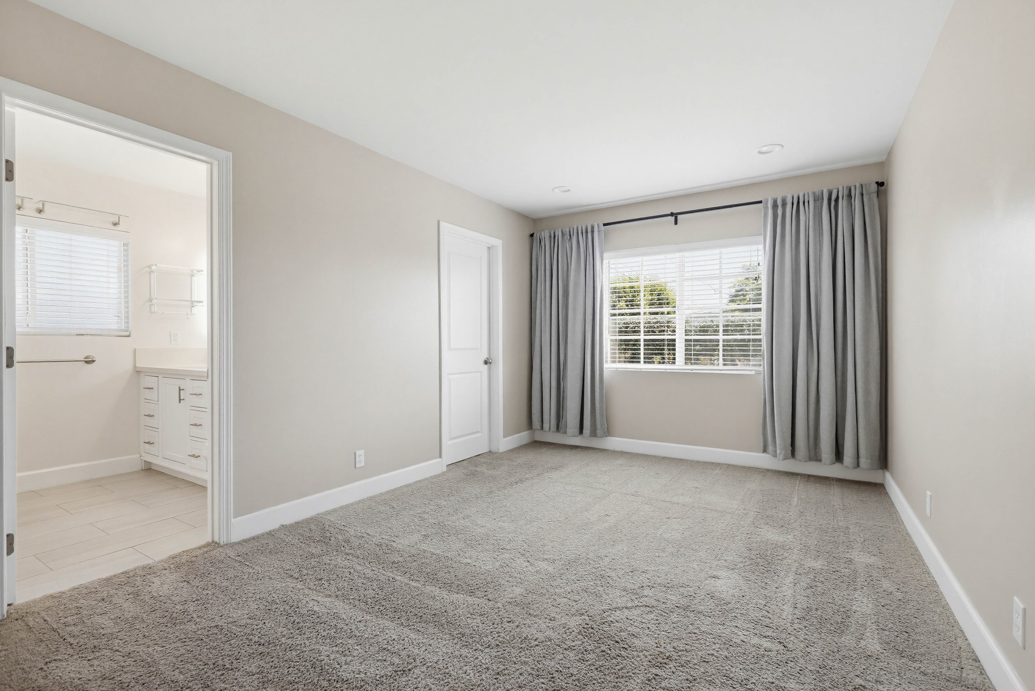 Virtual tour photo 25 of 59 for 6102 Glacier Dr