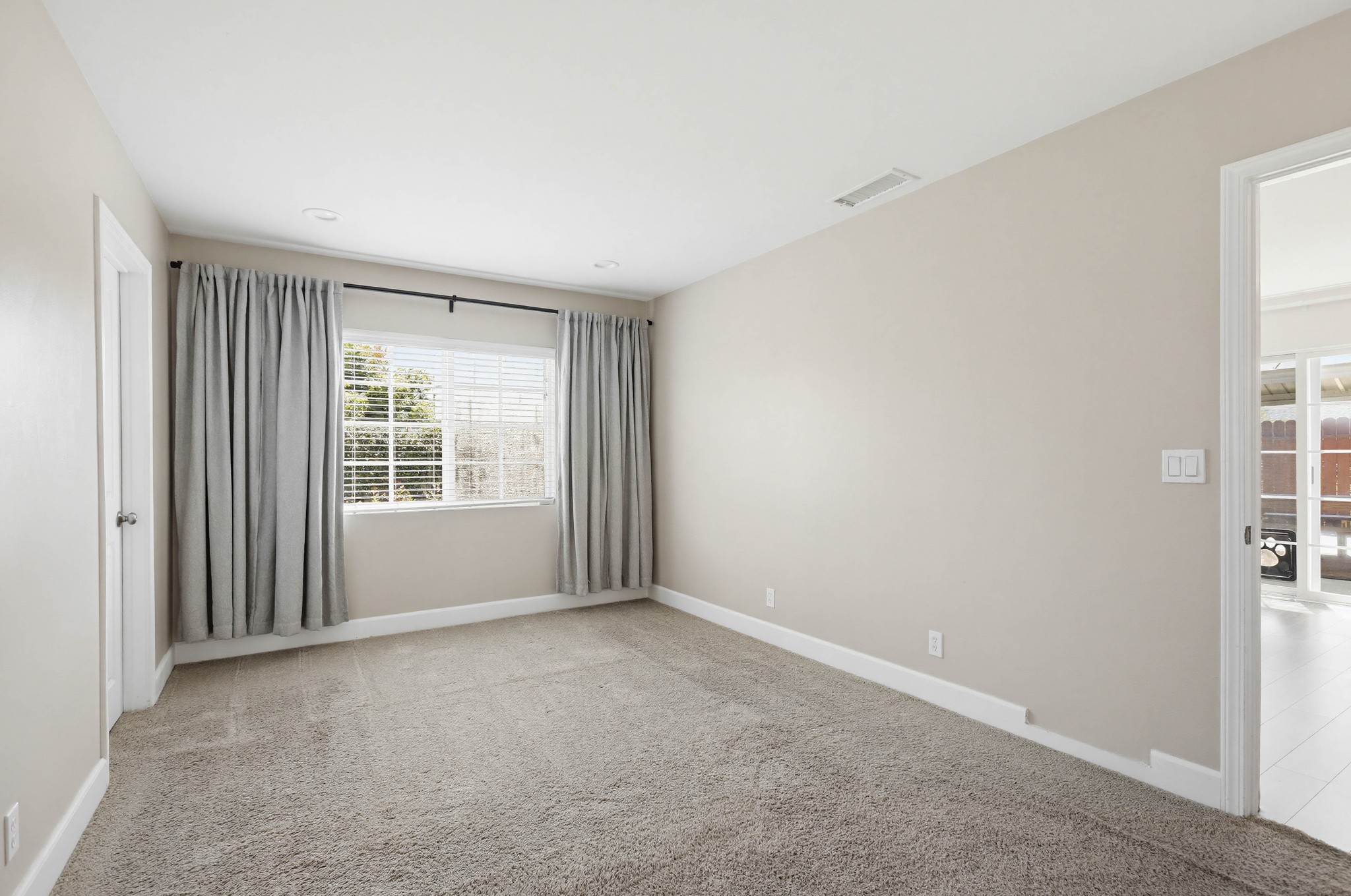 Virtual tour photo 26 of 59 for 6102 Glacier Dr