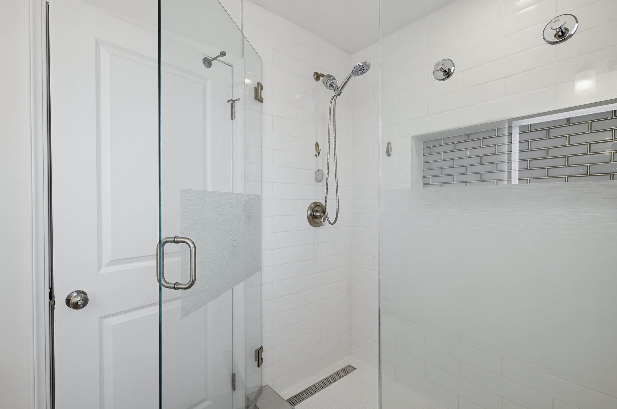 Virtual tour photo 31 of 59 for 6102 Glacier Dr