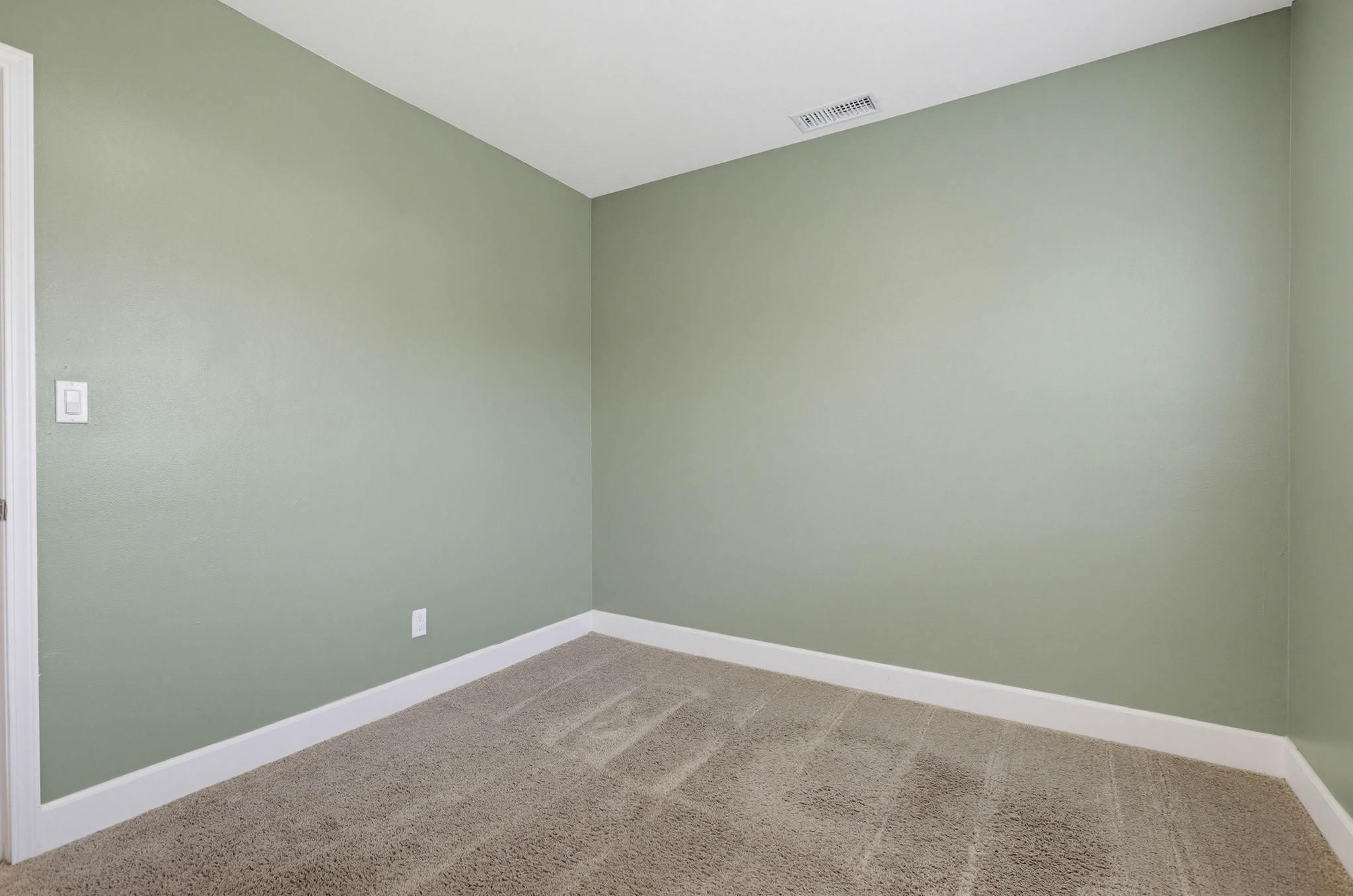 Virtual tour photo 39 of 59 for 6102 Glacier Dr