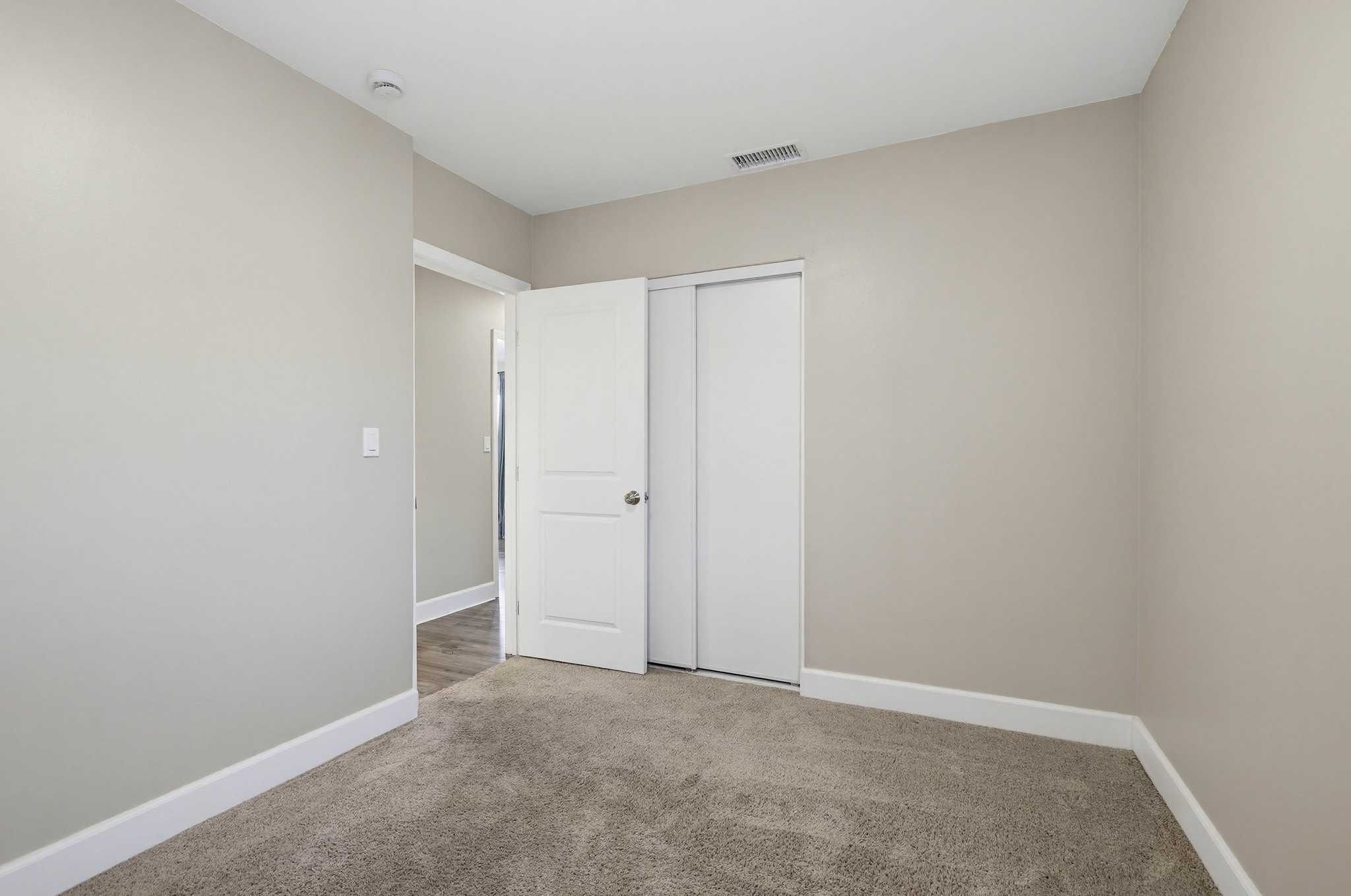 Virtual tour photo 41 of 59 for 6102 Glacier Dr