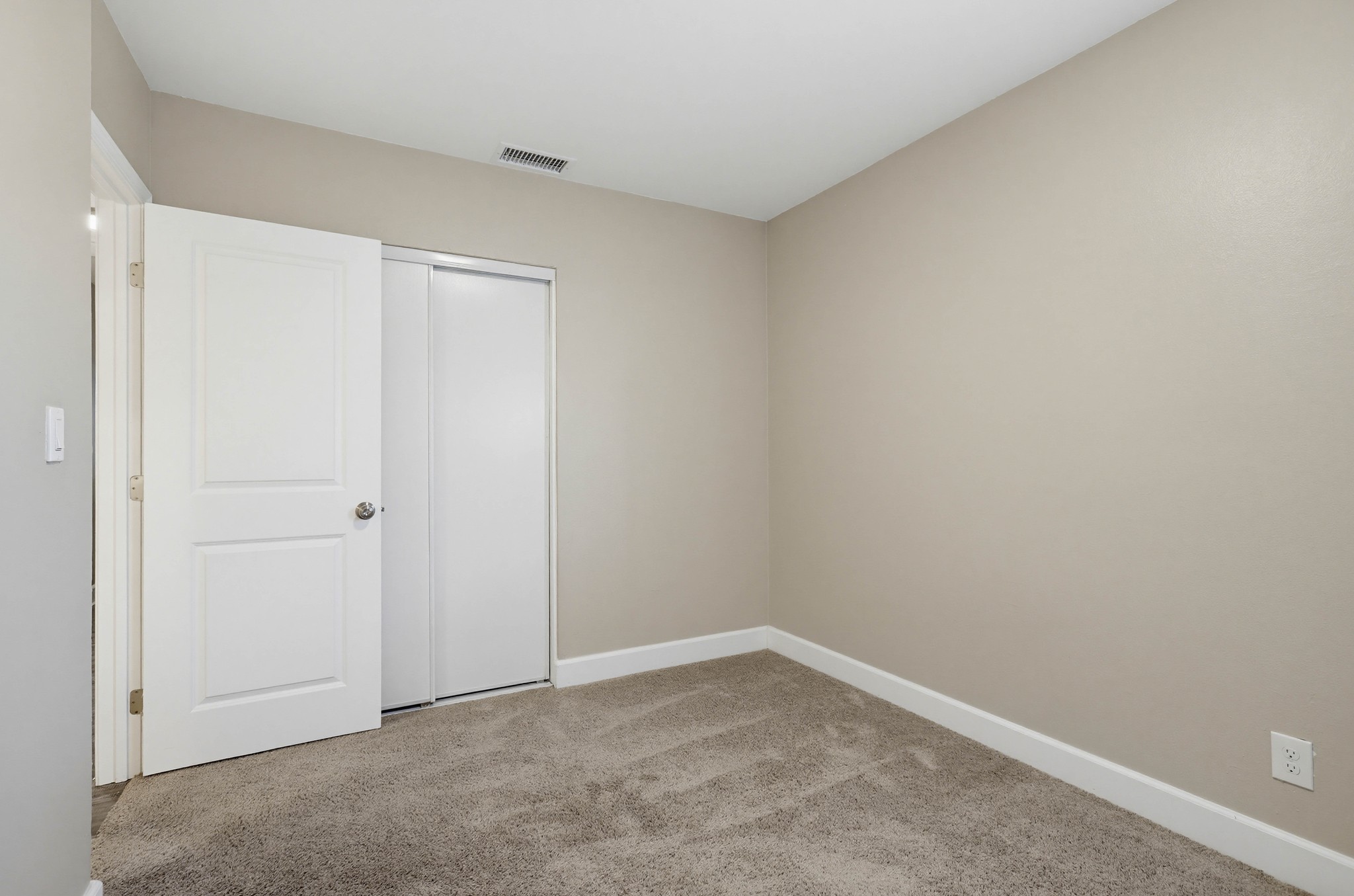 Virtual tour photo 42 of 59 for 6102 Glacier Dr