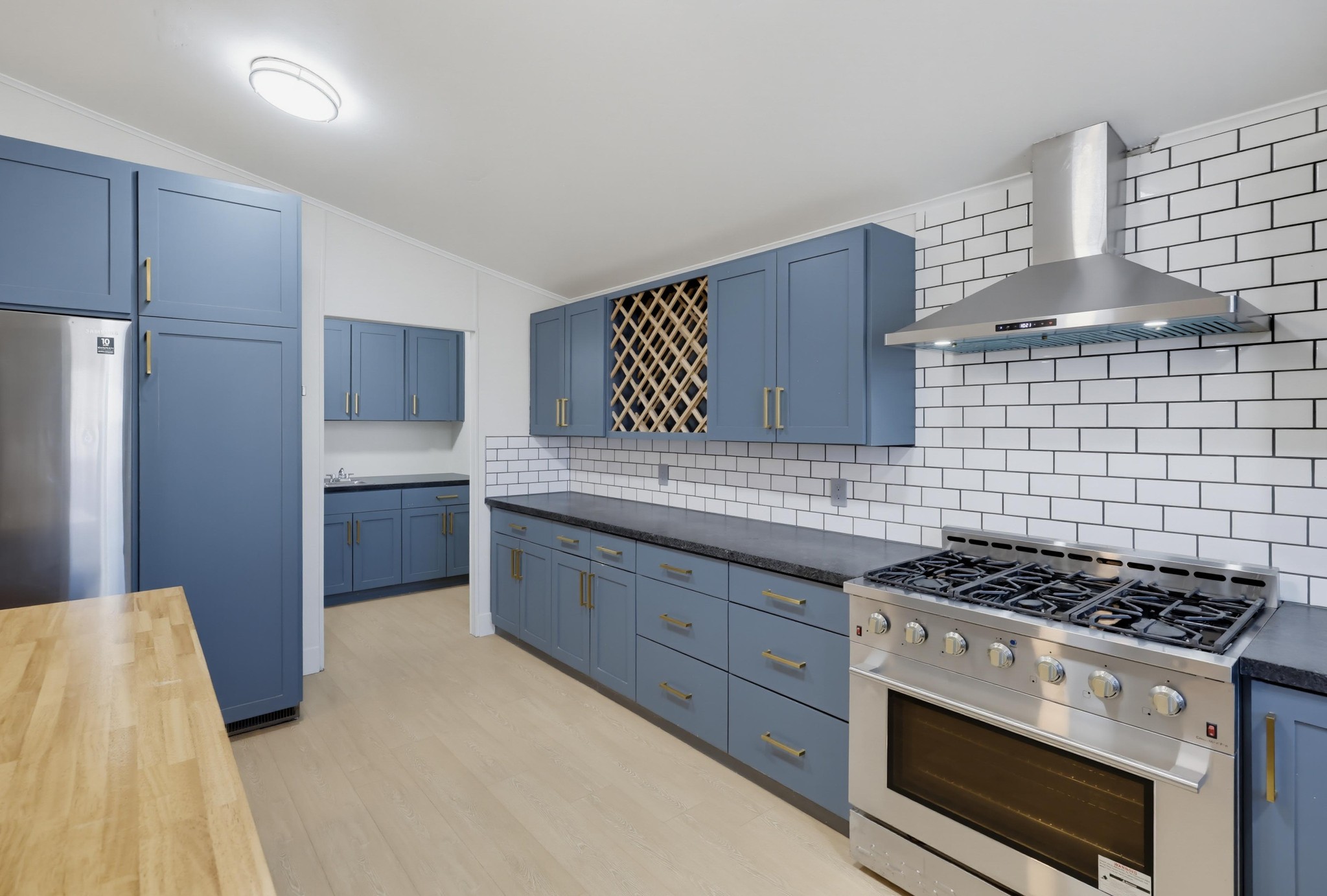 Virtual tour photo 9 of 33 for 611 Via Santa Paulo