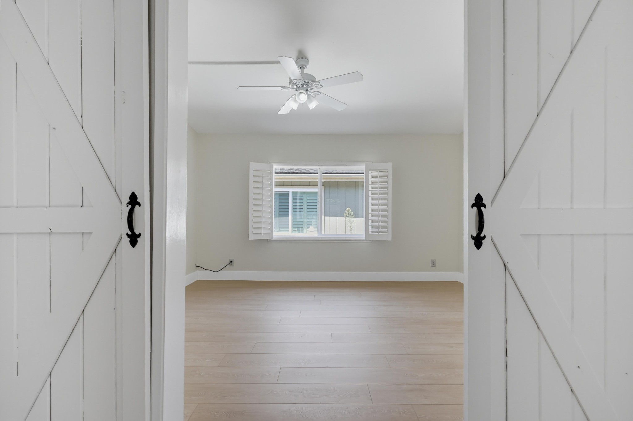 Virtual tour photo 21 of 33 for 611 Via Santa Paulo