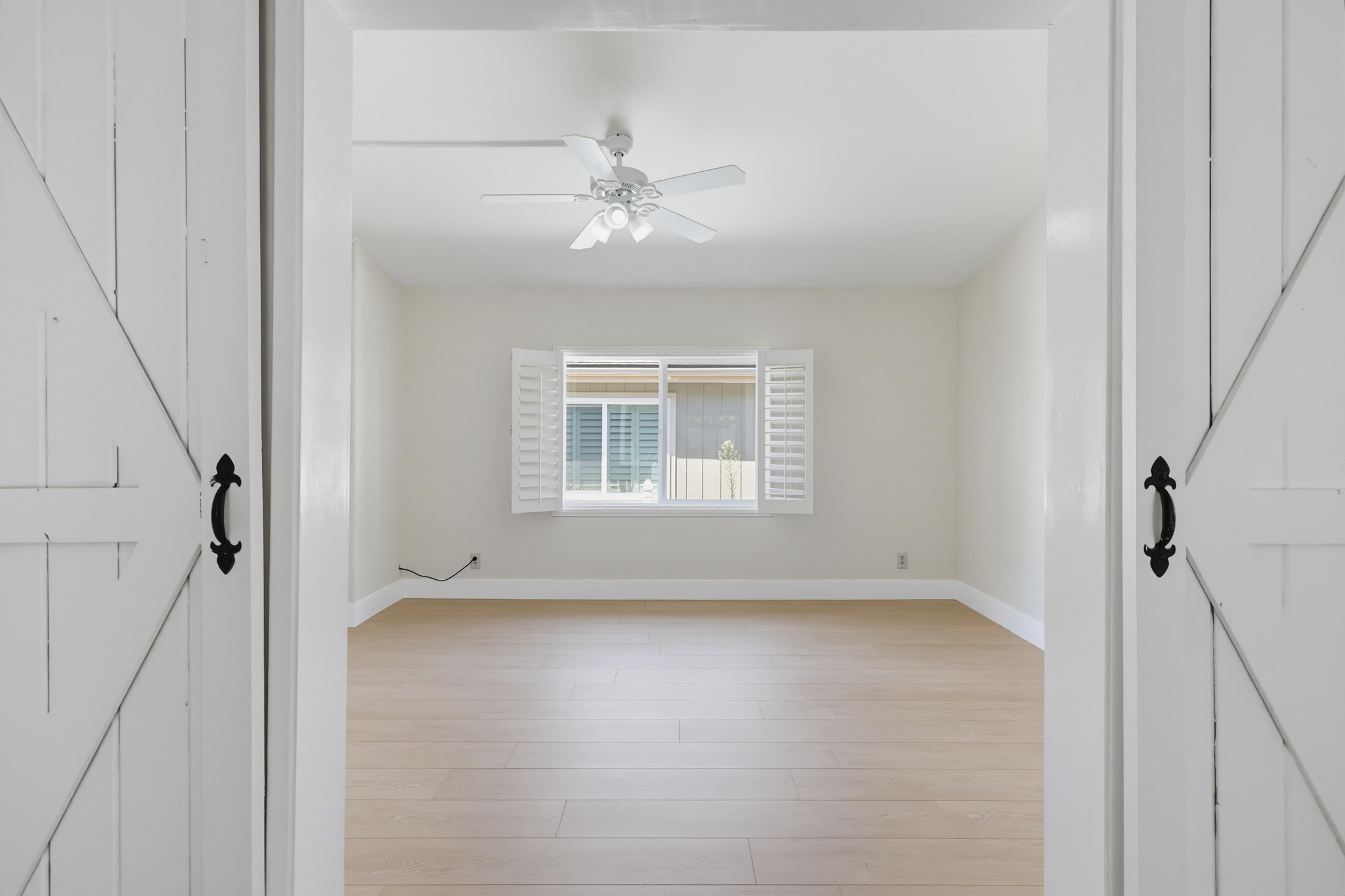 Virtual tour photo 25 of 33 for 611 Via Santa Paulo