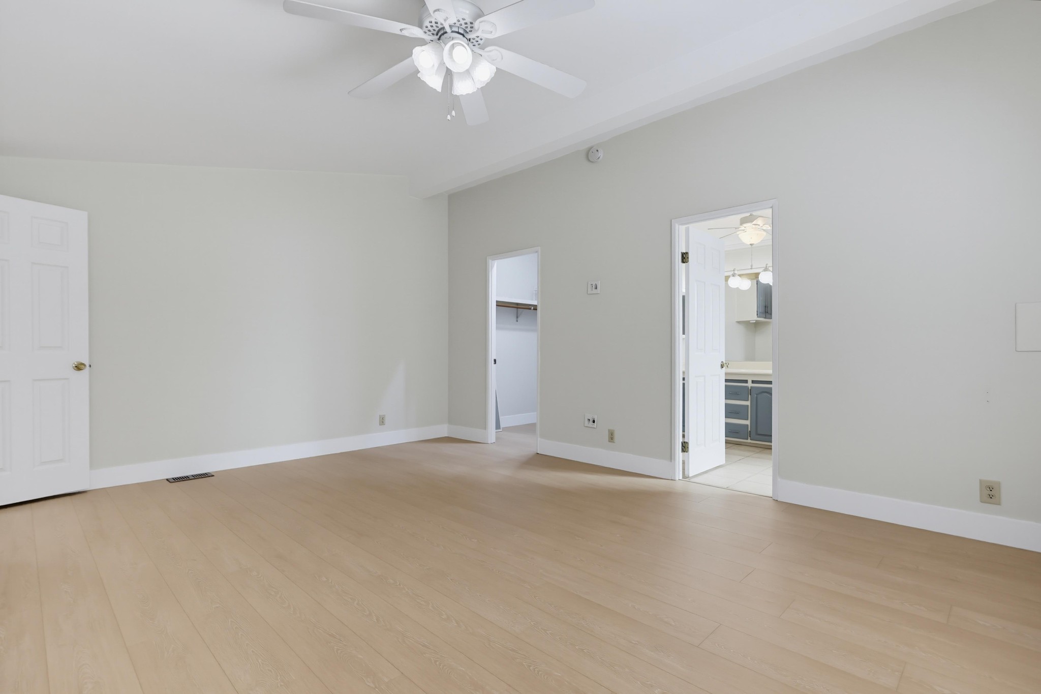 Virtual tour photo 33 of 33 for 611 Via Santa Paulo