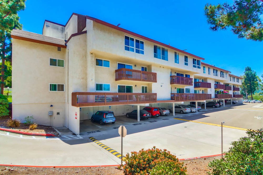 Virtual tour photo 1 of 33 for 6111 Rancho Mission Rd