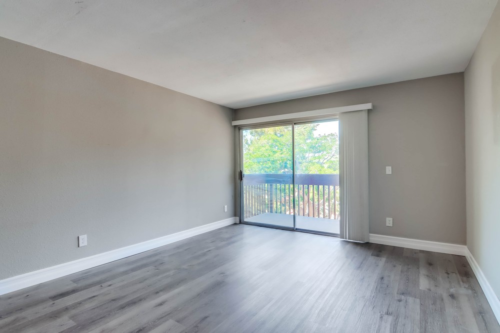 Virtual tour photo 3 of 33 for 6111 Rancho Mission Rd