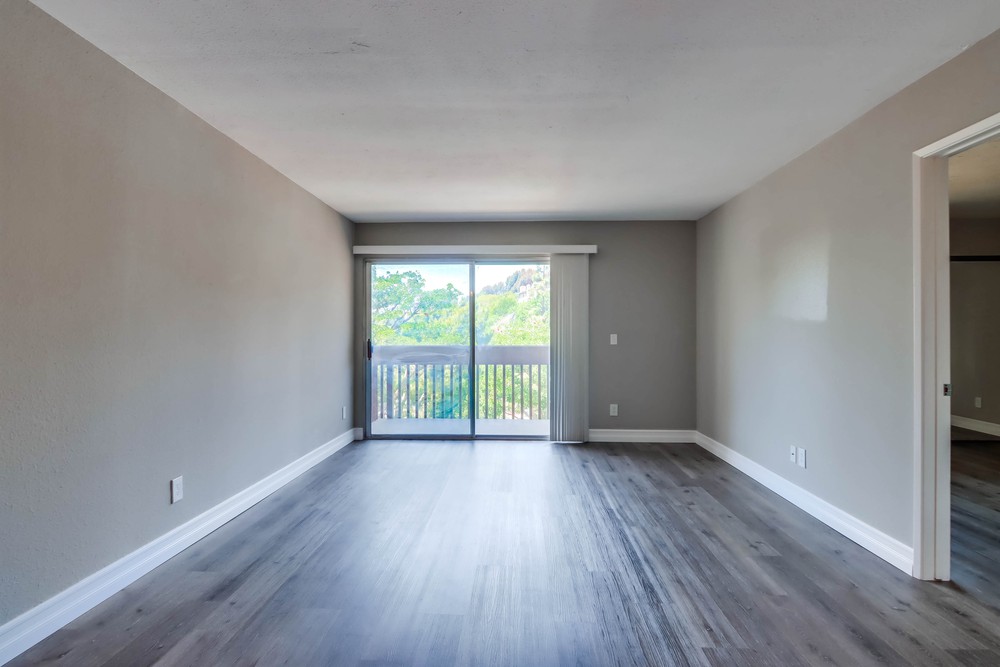 Virtual tour photo 4 of 33 for 6111 Rancho Mission Rd