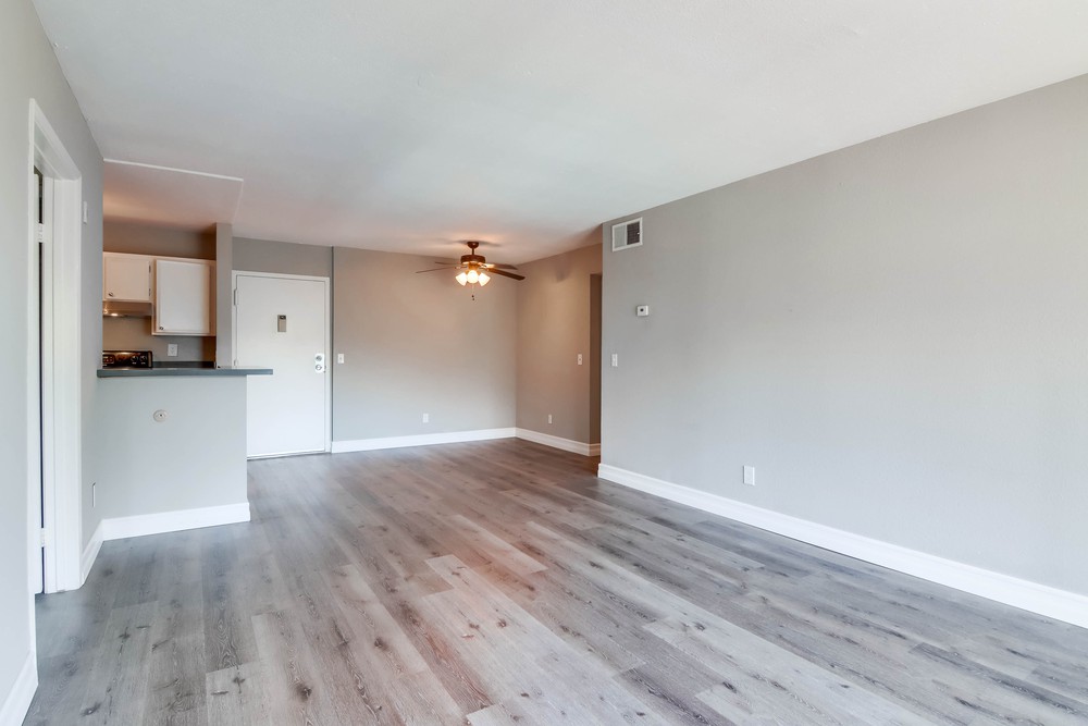 Virtual tour photo 9 of 33 for 6111 Rancho Mission Rd