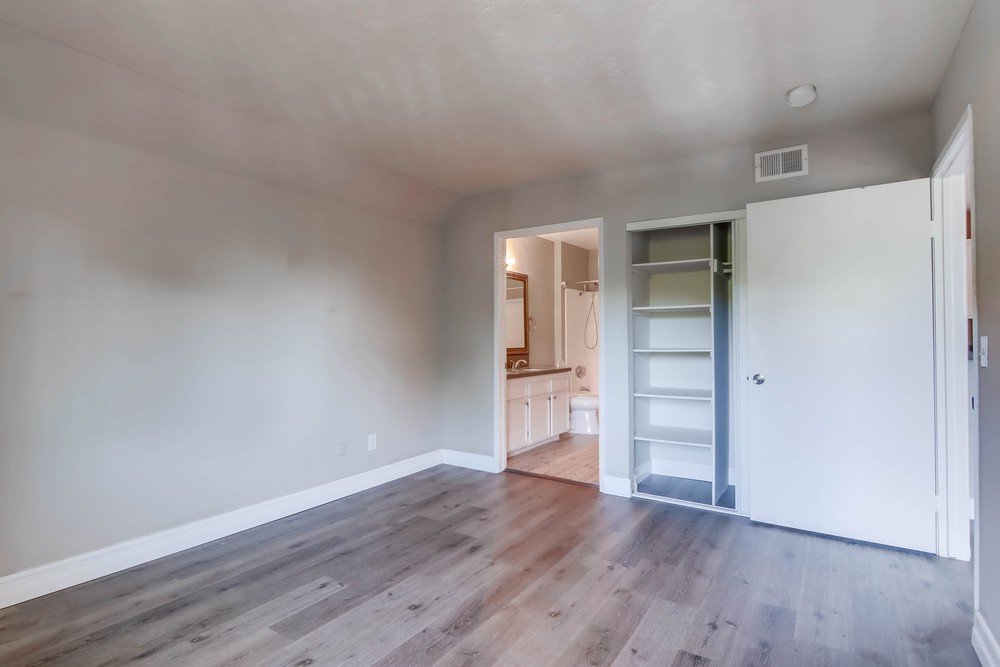 Virtual tour photo 22 of 33 for 6111 Rancho Mission Rd