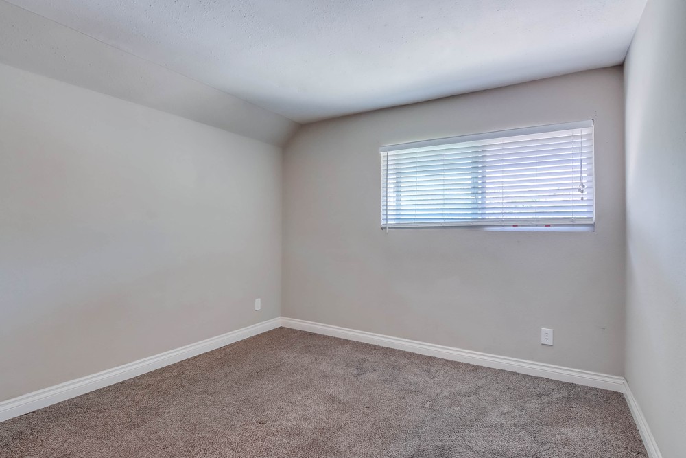 Virtual tour photo 27 of 33 for 6111 Rancho Mission Rd