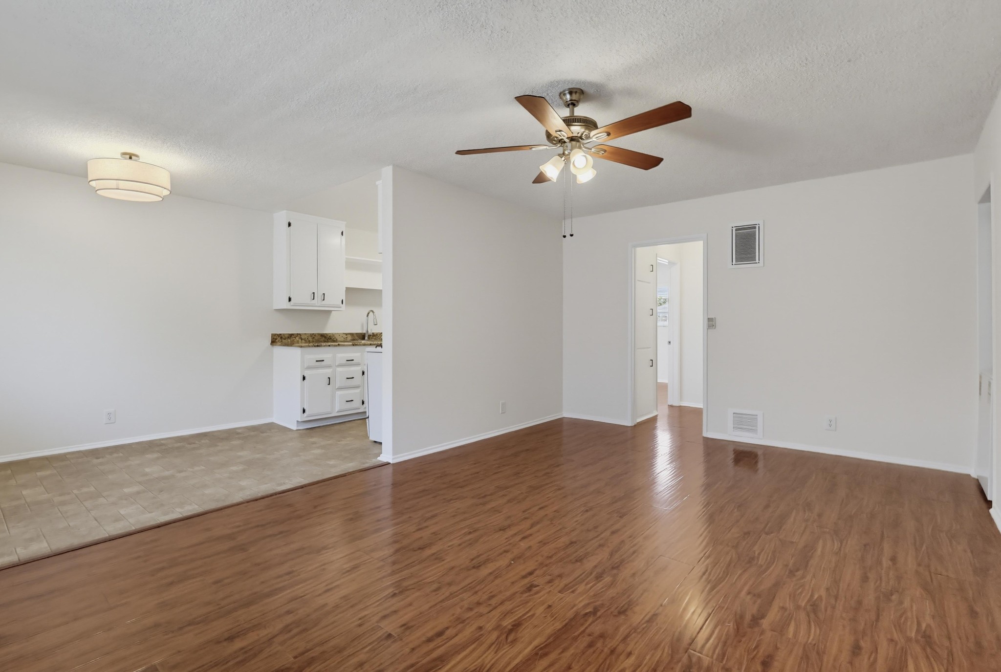 Virtual tour photo 12 of 44 for 6113 8th Ave