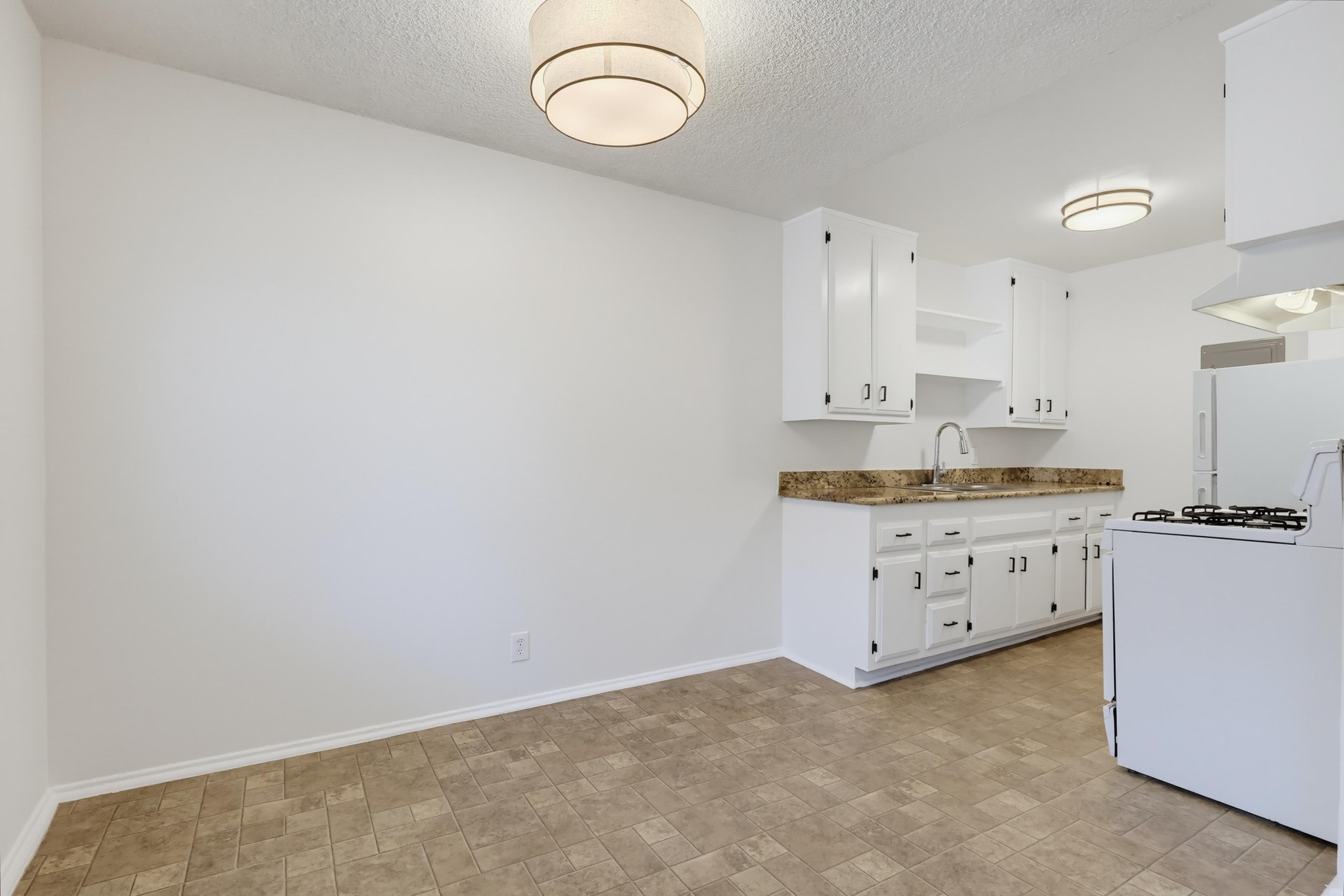 Virtual tour photo 19 of 44 for 6113 8th Ave
