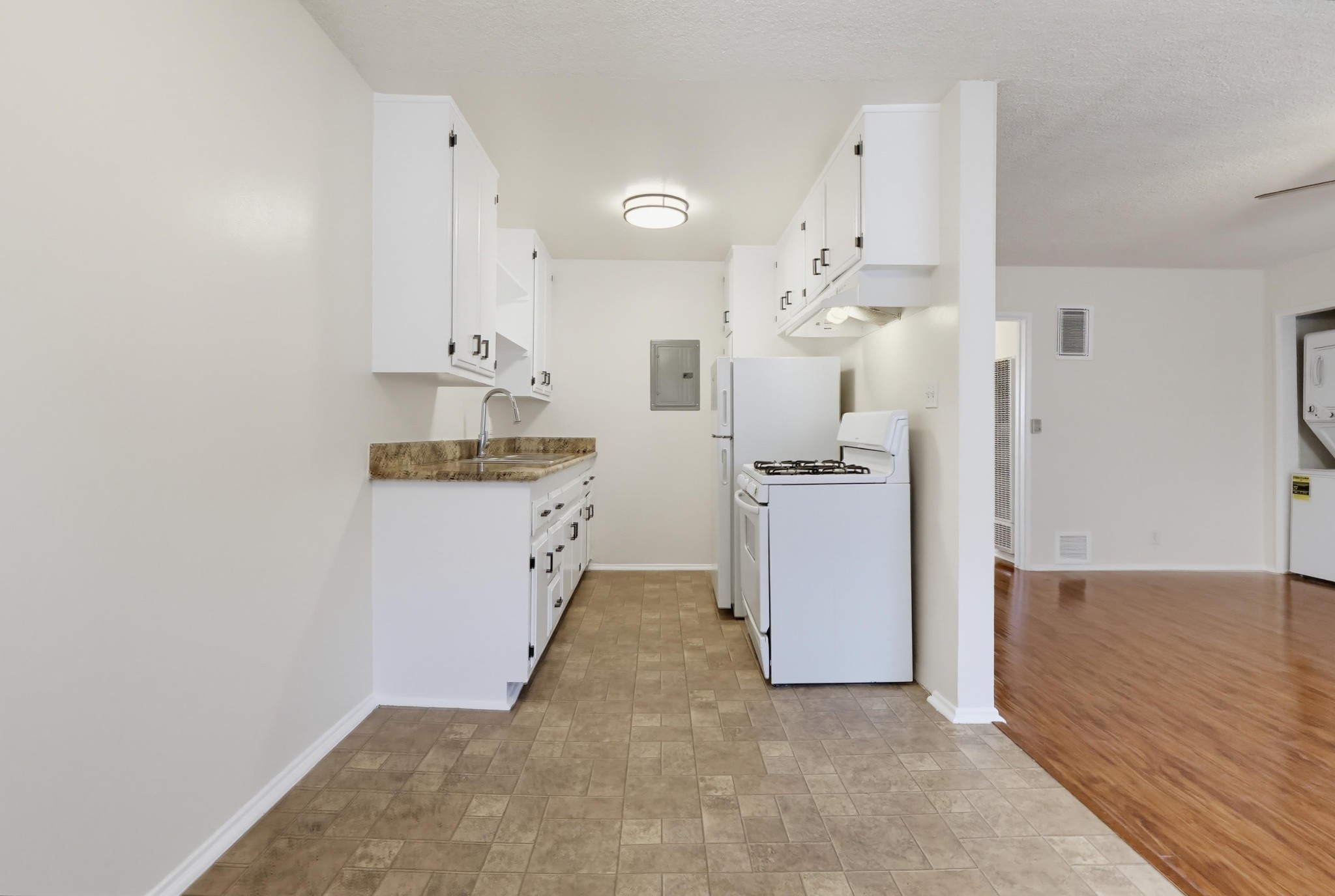 Virtual tour photo 20 of 44 for 6113 8th Ave