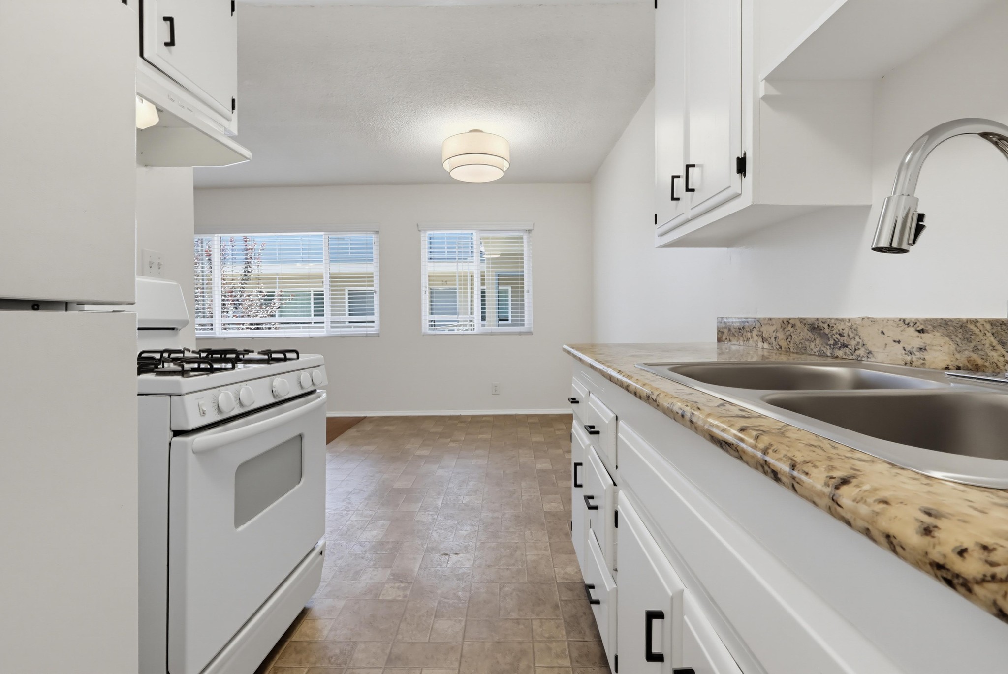 Virtual tour photo 26 of 44 for 6113 8th Ave