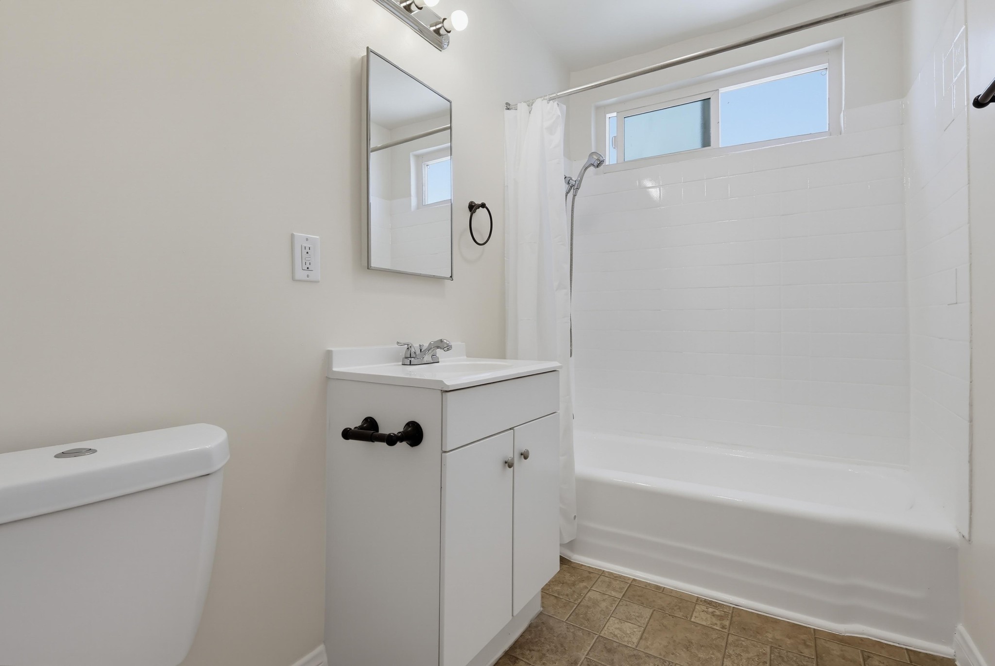 Virtual tour photo 29 of 44 for 6113 8th Ave