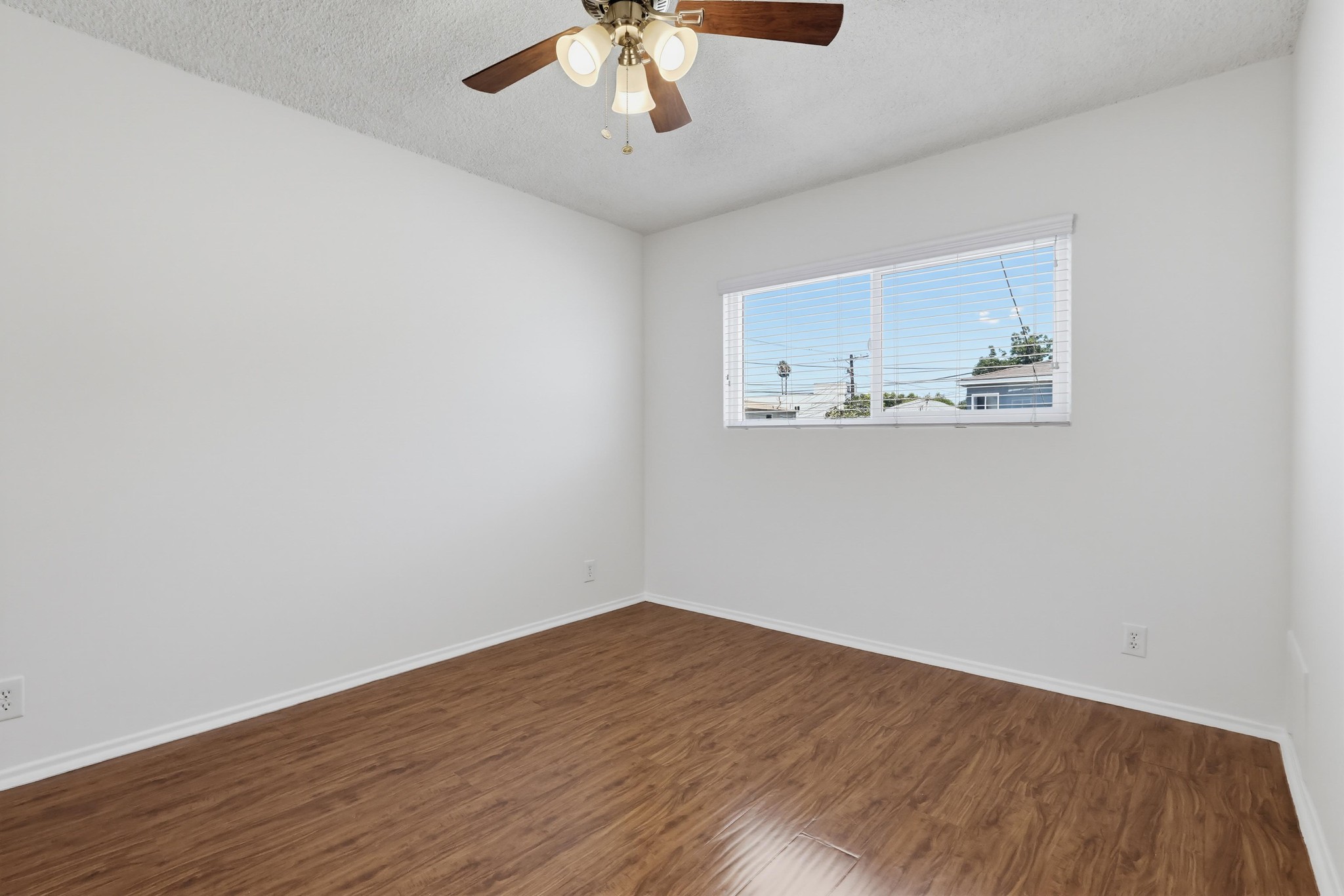 Virtual tour photo 32 of 44 for 6113 8th Ave